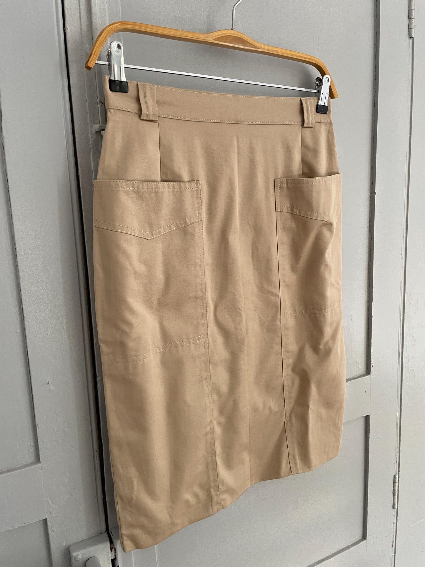 High-Waisted Beige cotton pencil Skirt with Pockets, Minimalist Neutral Skirt, Casual Chic Knee-Length Skirt for Women, Summer Workwear