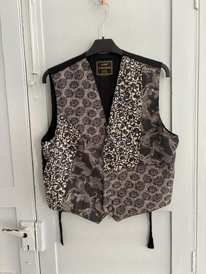 Yashi Yamamuri Gold Italian Silk Vintage Tapestry Vest M