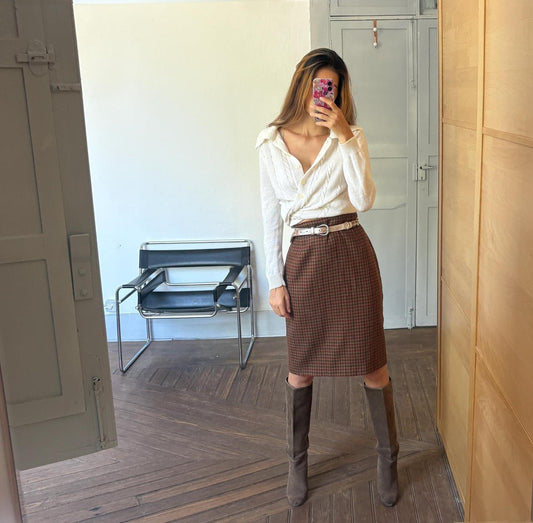 Vintage brown houndstooth wool midi skirt. Retro plaid high waist pencil skirt