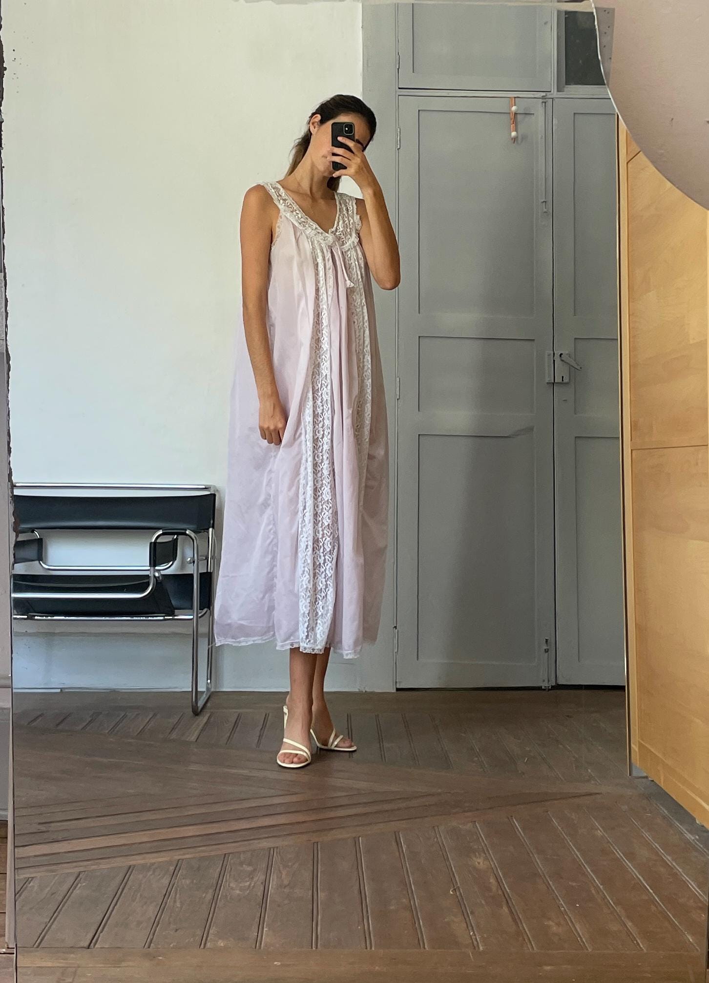 Vintage Victorian Nightgown, Pastel lavender Cottage core nightie , Feminine french antique lace nightwear, Size M