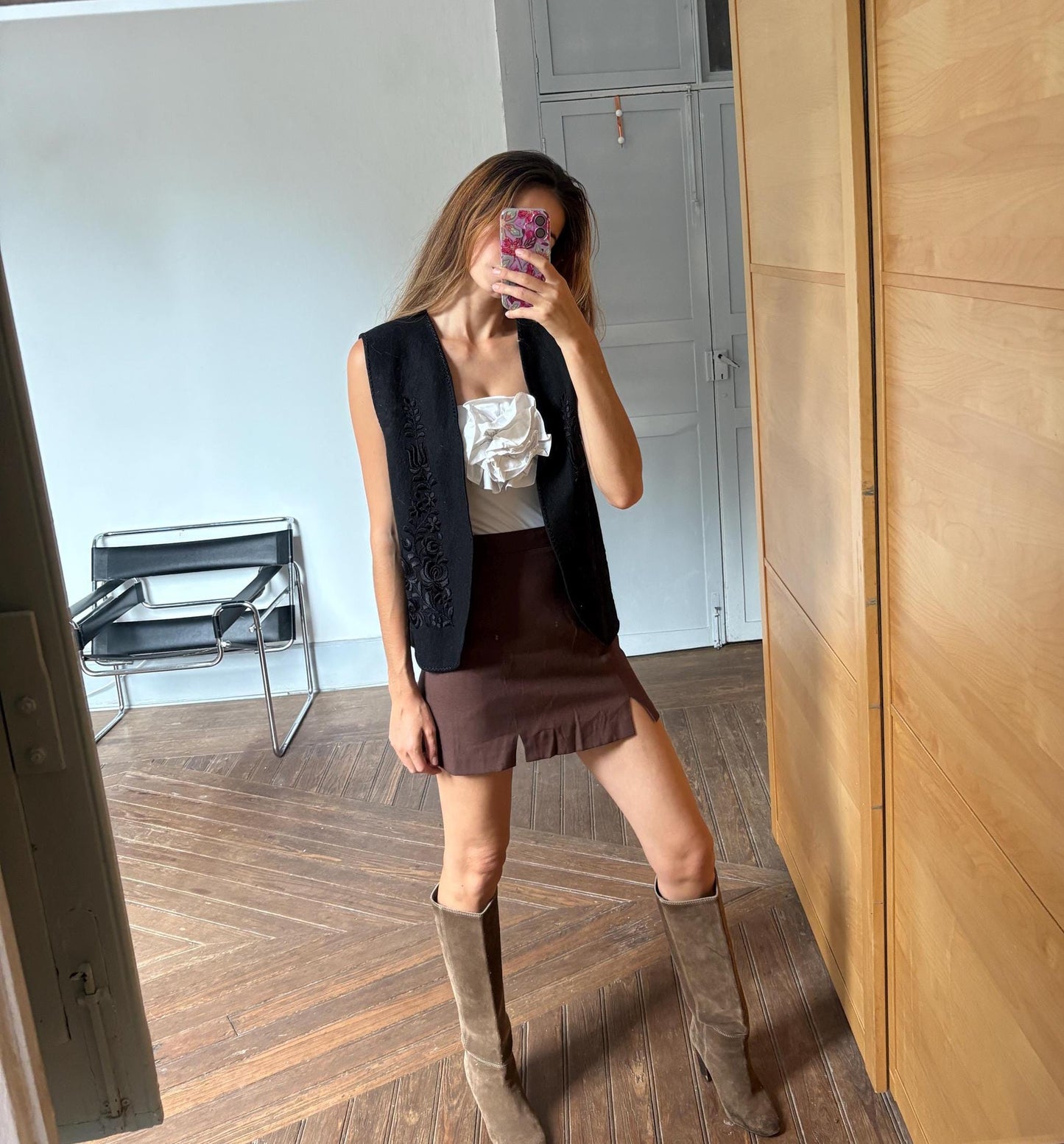 Vintage black wool floral vest, Cottage core felted wool waistcoat, Romantic Sleeveless black cardigan, Dark academia waistcoat, M