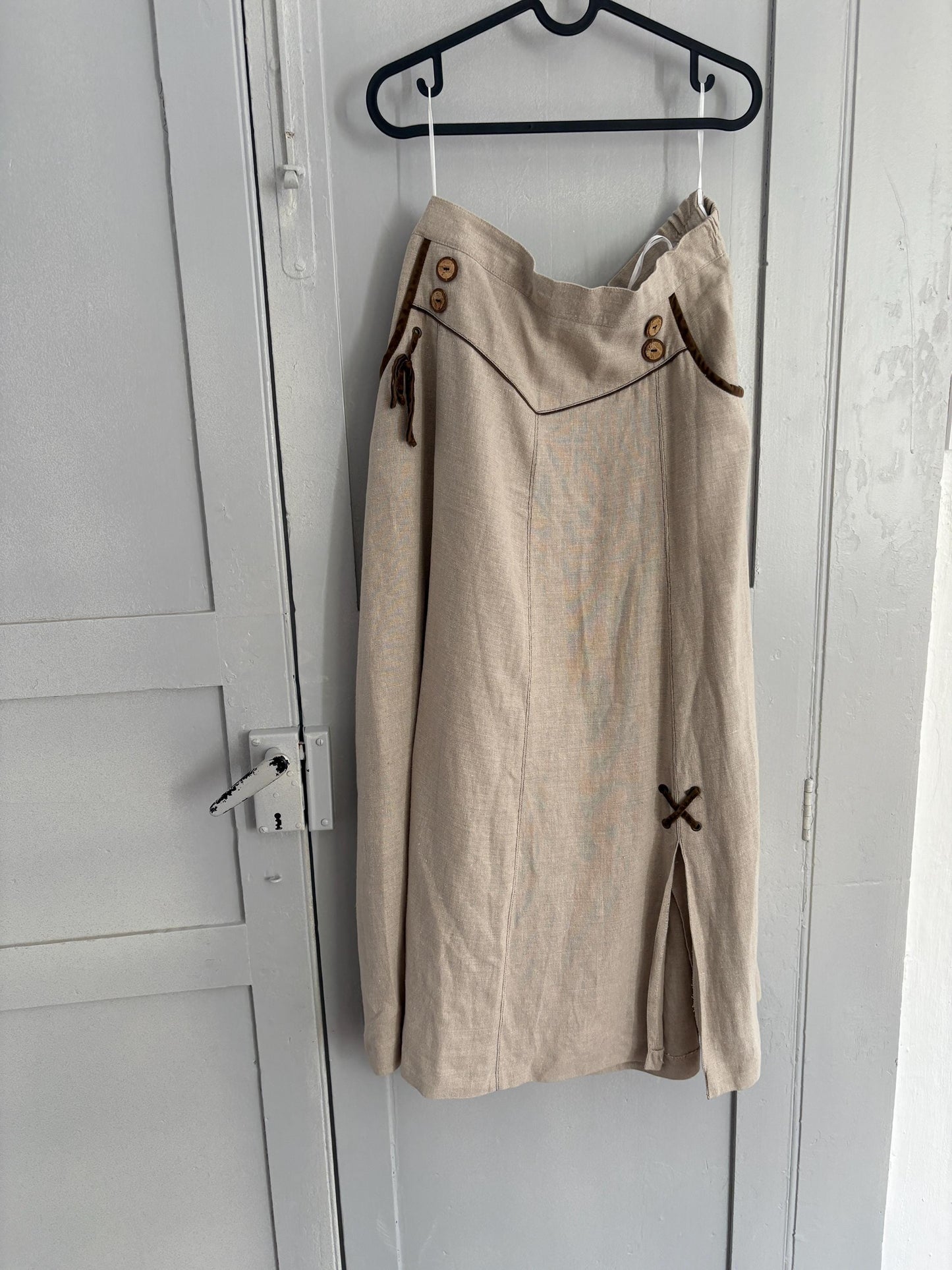 Vintage 100 % linen beige long skirt, Landhaus look high Waist skirt, Cottage core quality vintage skirt, German folklore clothing