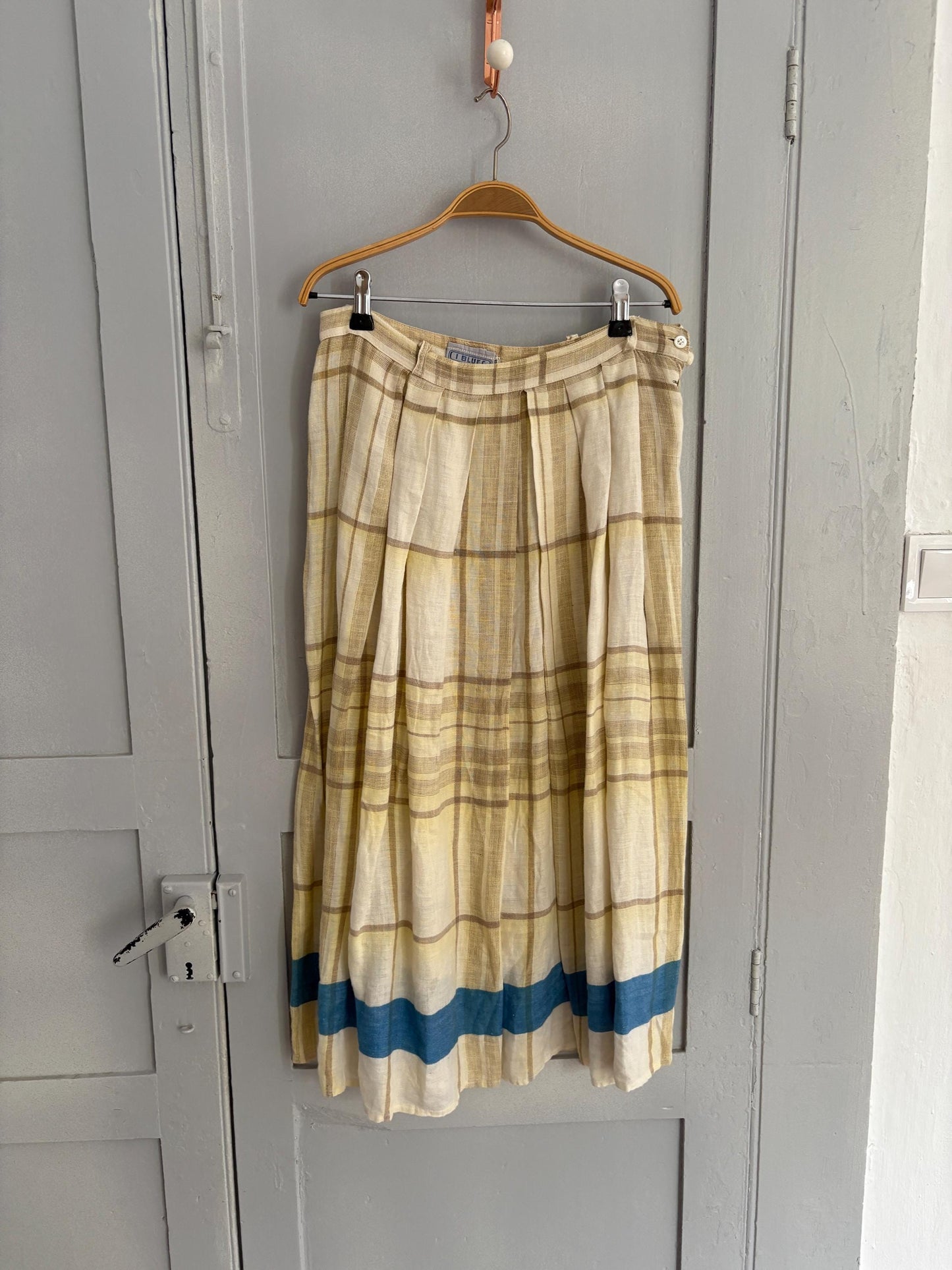 Vintage 100 % linen yellow Italian designer skirt, Cottage core long skirt, Wedding guest pastel outfit, S - M