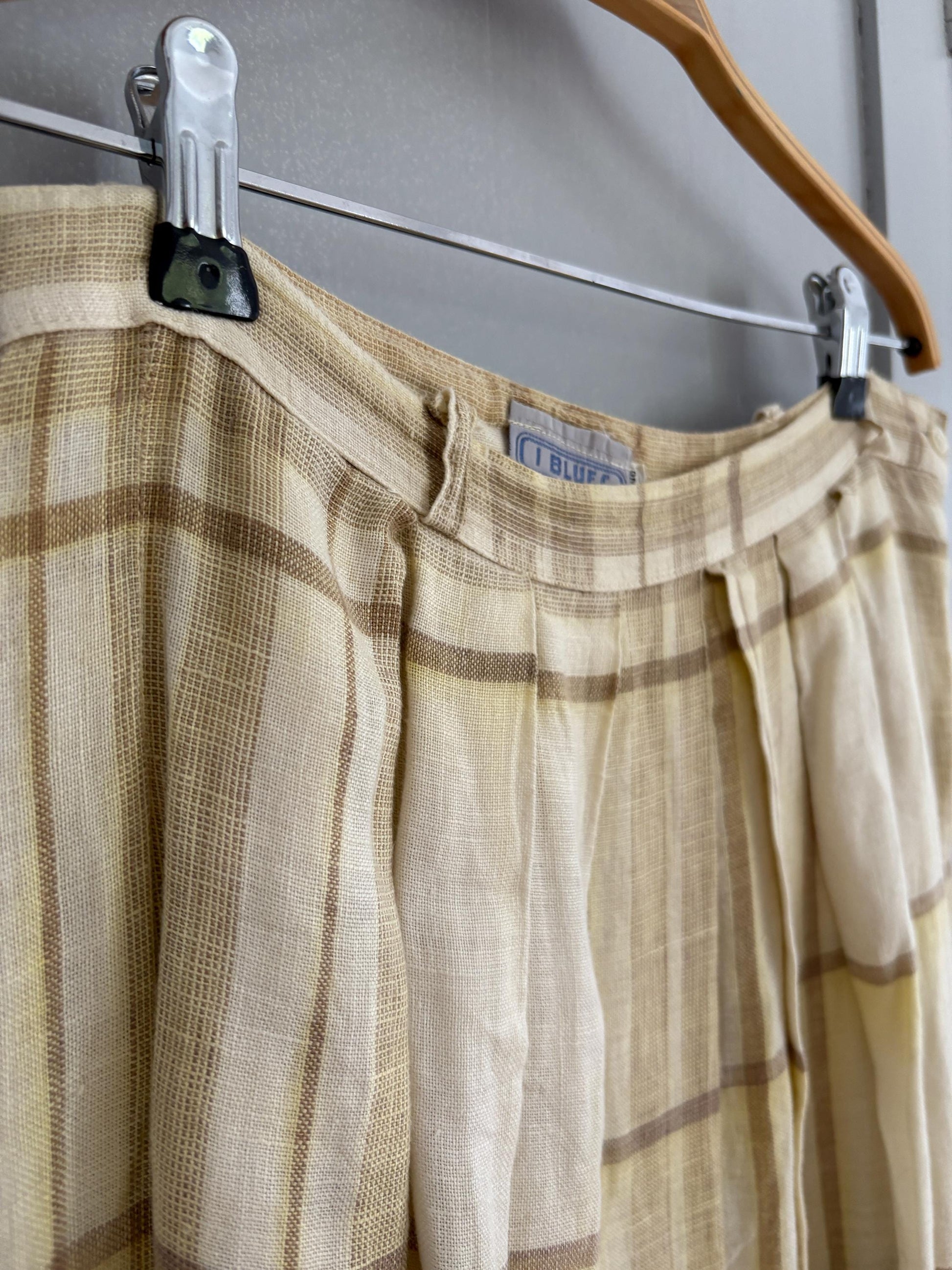 Vintage 100 % linen yellow Italian designer skirt, Cottage core long skirt, Wedding guest pastel outfit, S - M