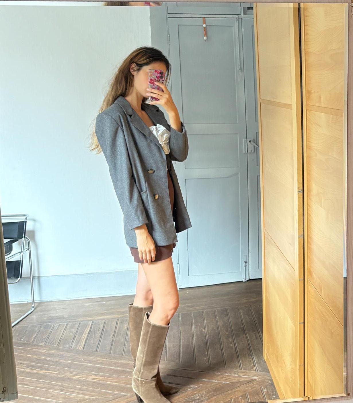 Oversized Vintage Grey Wool Blazer — fabric close-up