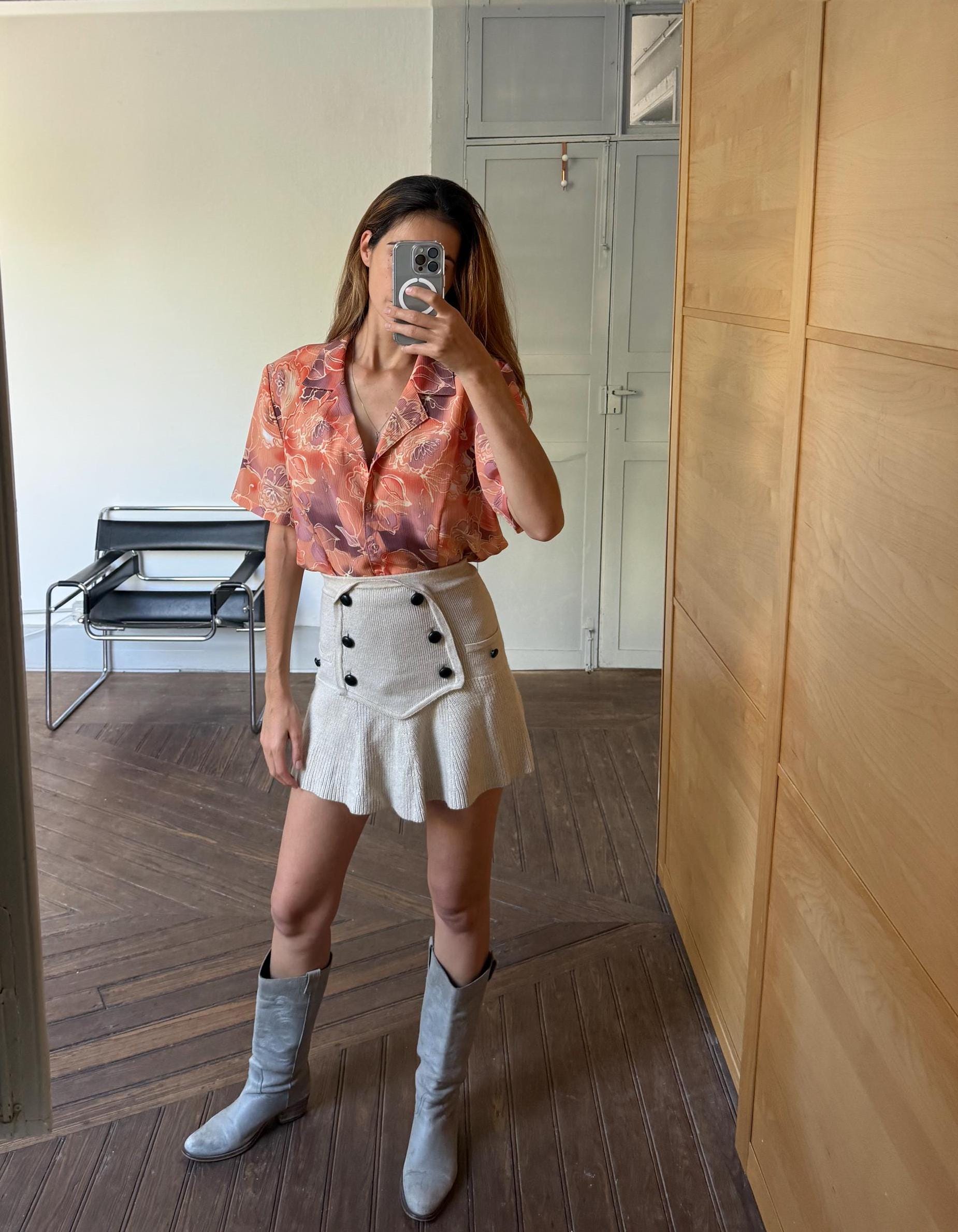 Floral peach 70s vintage blouse, Retro button up shirt, Floral blouse, Orange colourful patterned top, Cute short sleeve summer shirt,