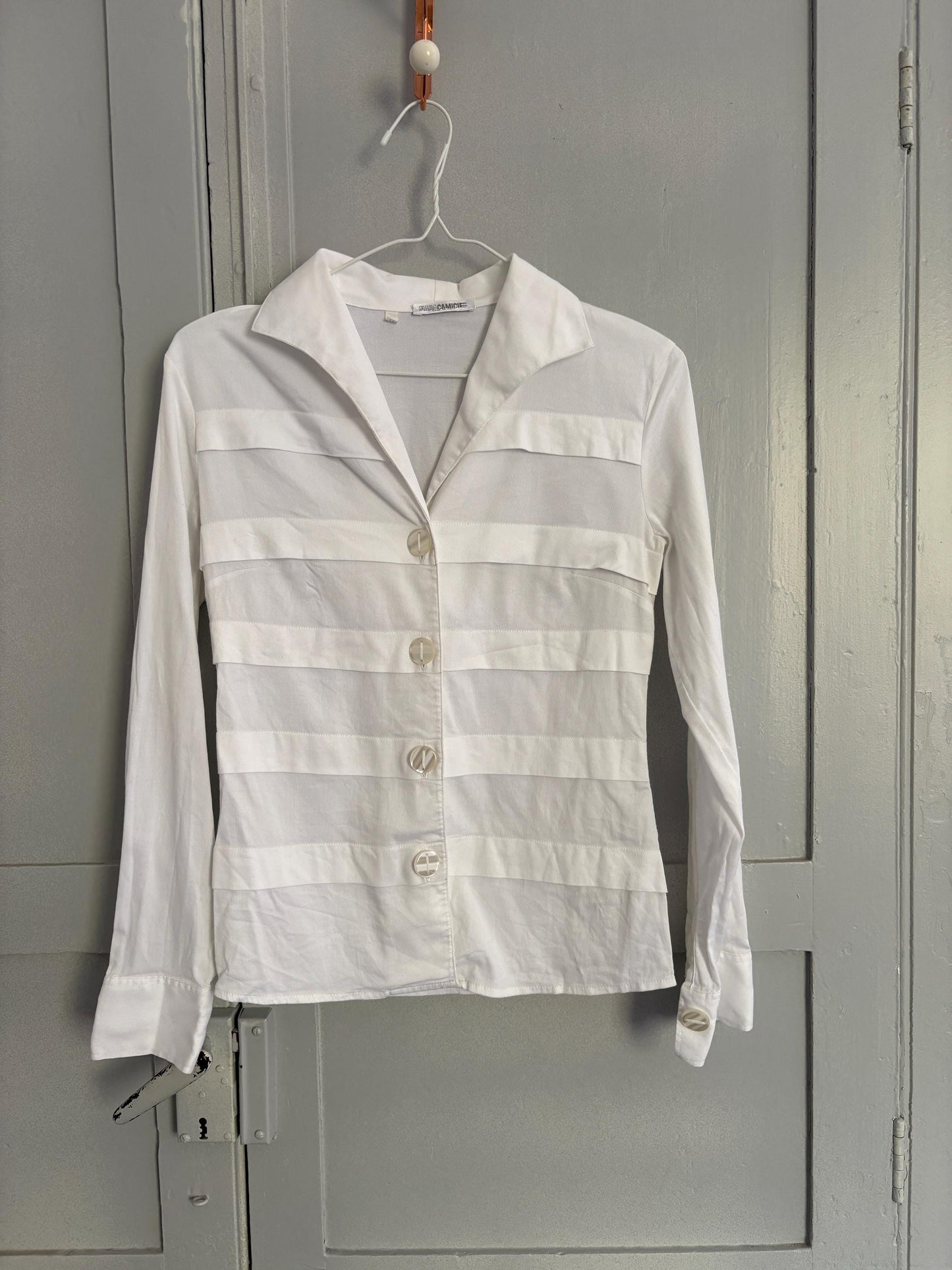 White vintage blouse, Italian design elegant woman top, Light academia wardrobe essential, Nara Camicie, Made in Italy, Size XS