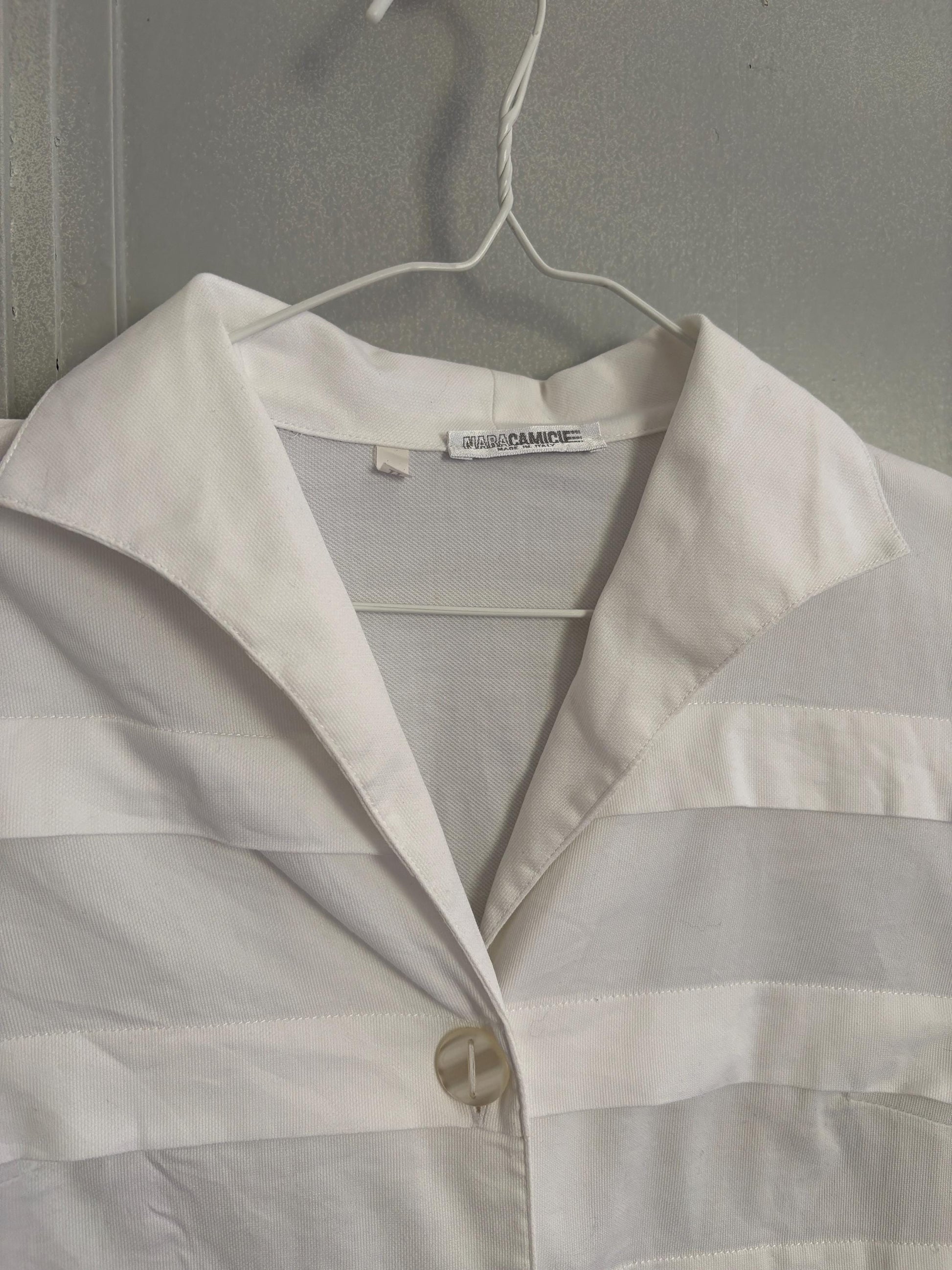 White vintage blouse, Italian design elegant woman top, Light academia wardrobe essential, Nara Camicie, Made in Italy, Size XS