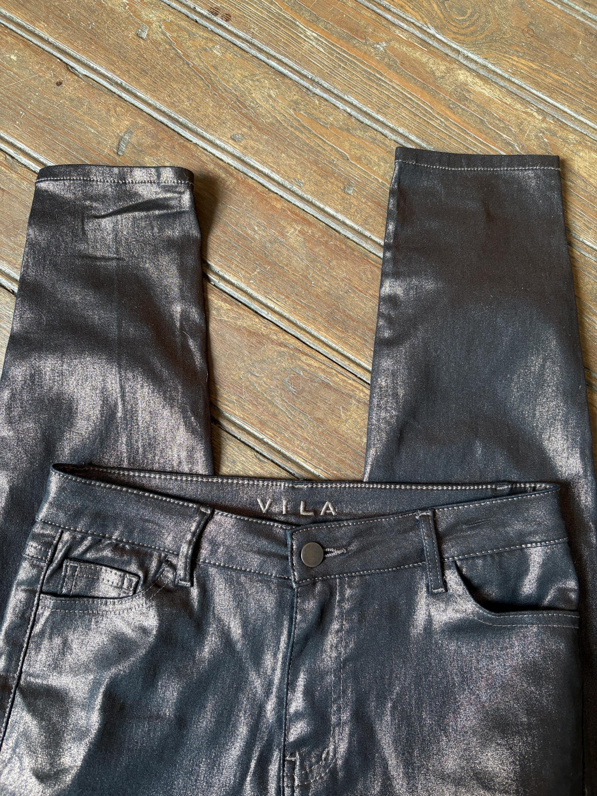 Metallic black skinny pants, Vintage Vila garment coated pants, Festive glitter trousers, M