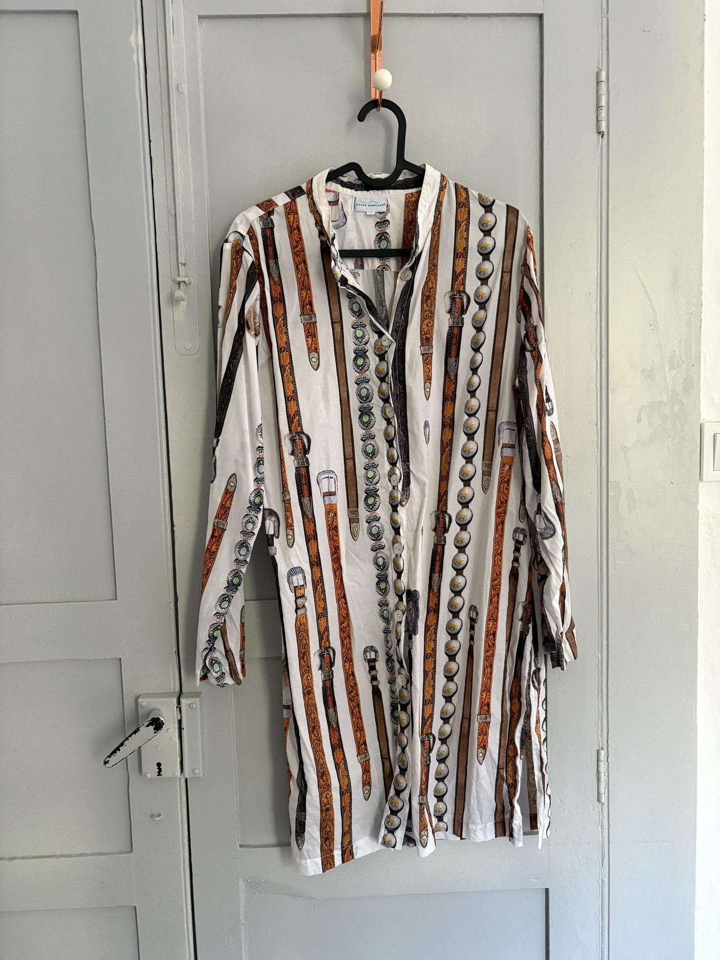 Vintage button down dress with mother of pearl buttons, Belt illustrations blouse dress, Long sleeve lightweight summer dress, S