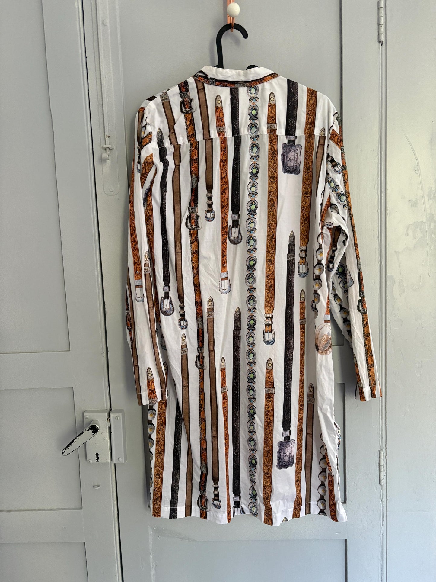 Vintage button down dress with mother of pearl buttons, Belt illustrations blouse dress, Long sleeve lightweight summer dress, S