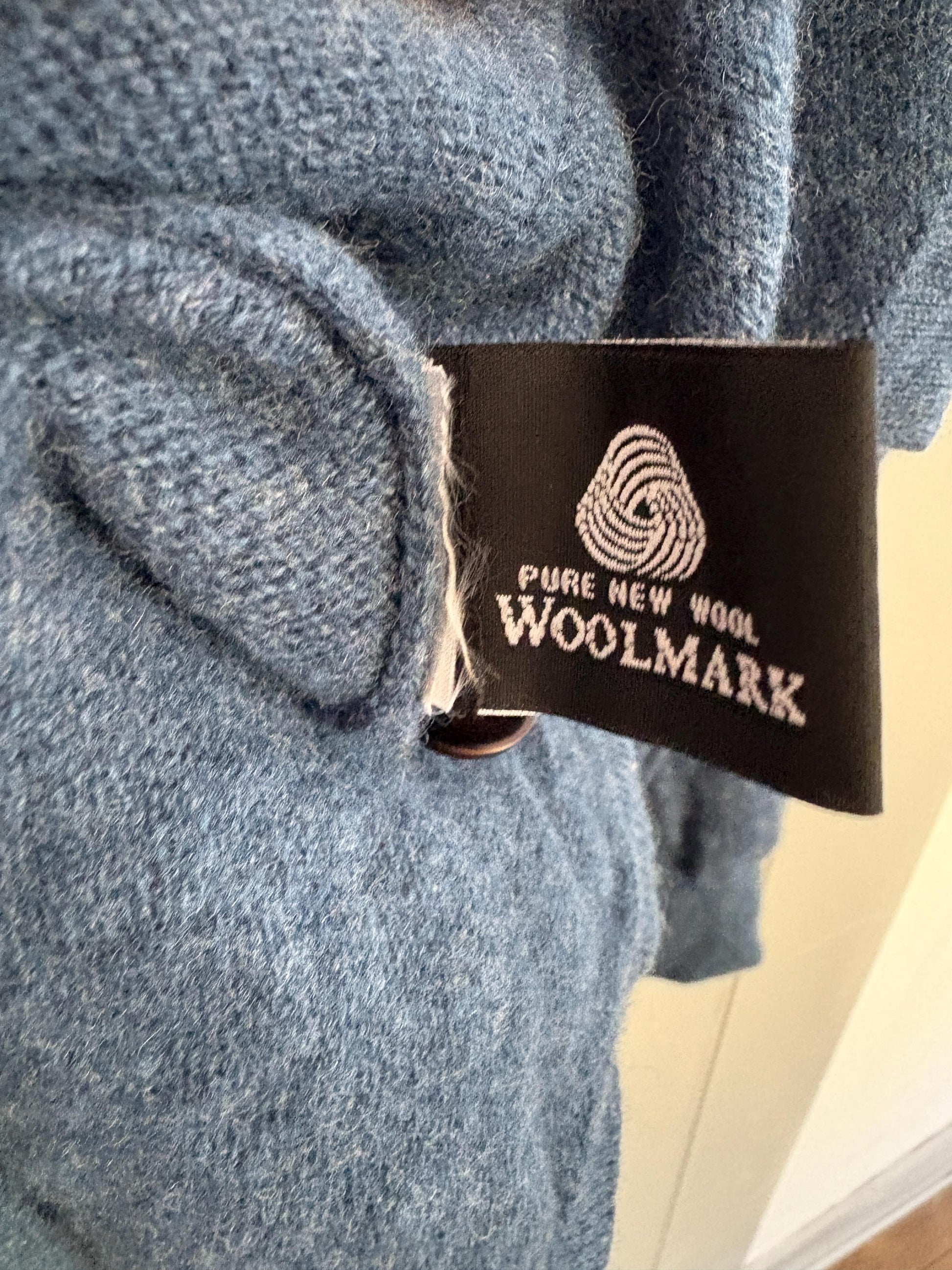 Wool vintage Luxe cardigan - Blue Long sleeved soft Men jumper, 42 - XL