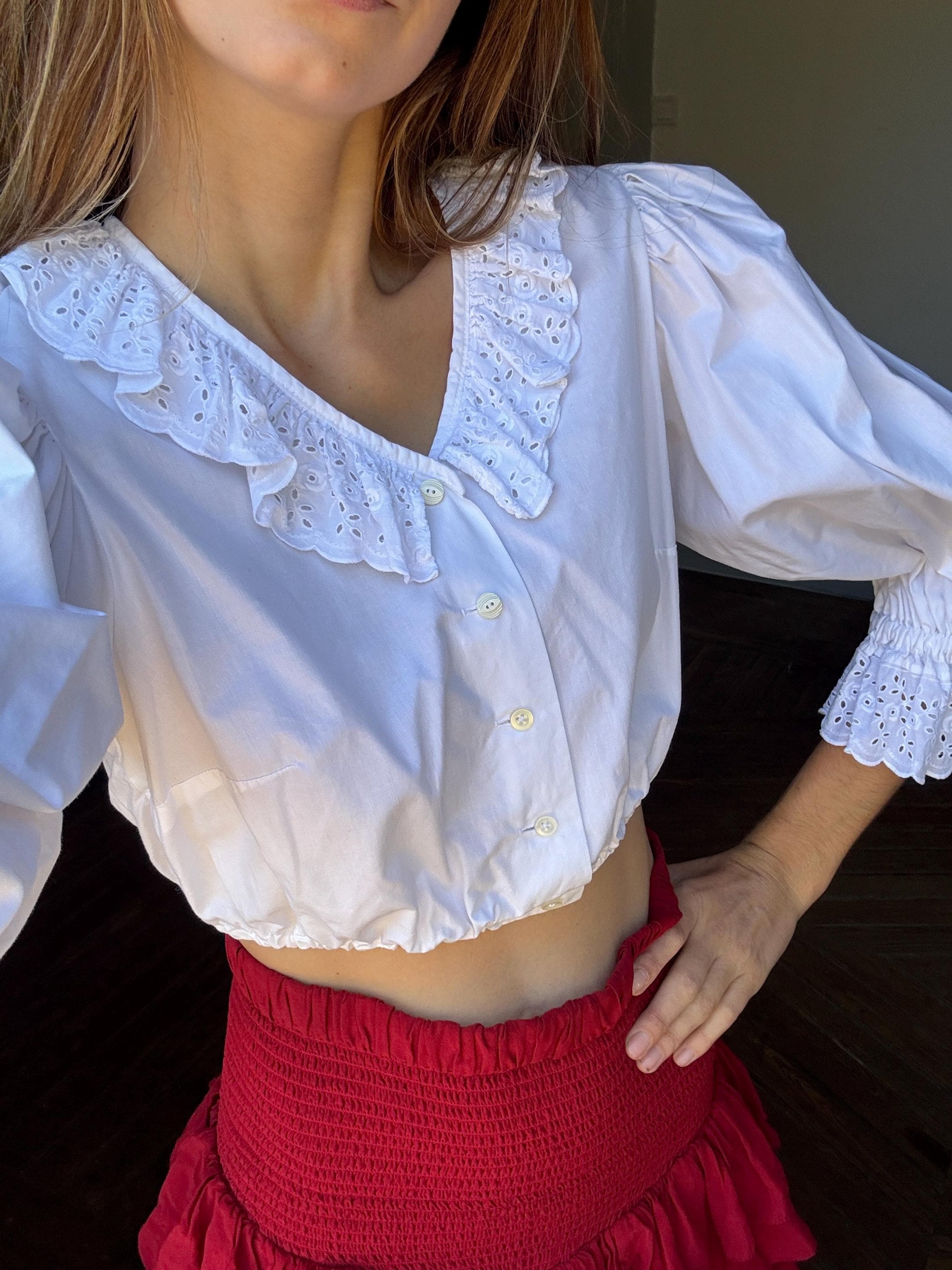 Vintage cotton cropped puff sleeve blouse, Eyelet fabric collared antique french shirt, White romantic crop top, M