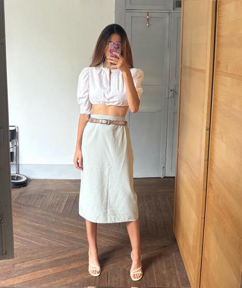 Vintage long High-Rise pencil Skirt with Elegant fit and back Split, Feminine office wear, XL