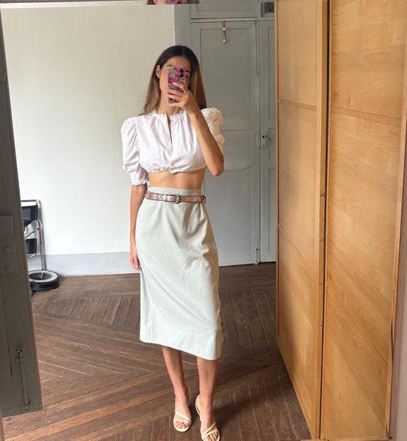 Vintage long High-Rise pencil Skirt with Elegant fit and back Split, Feminine office wear, XL