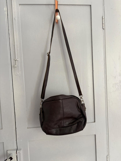 Vintage Black Crossbody Bag With Compartments — additional view 10