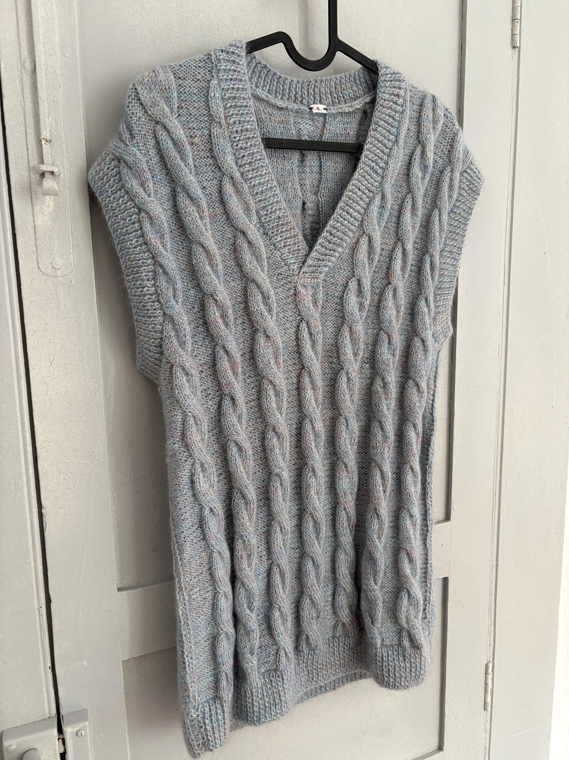 Vintage blue hand knit waistcoat, Light academia winter knitwear, Ice blue handmade spencer, Preppy gilet, S