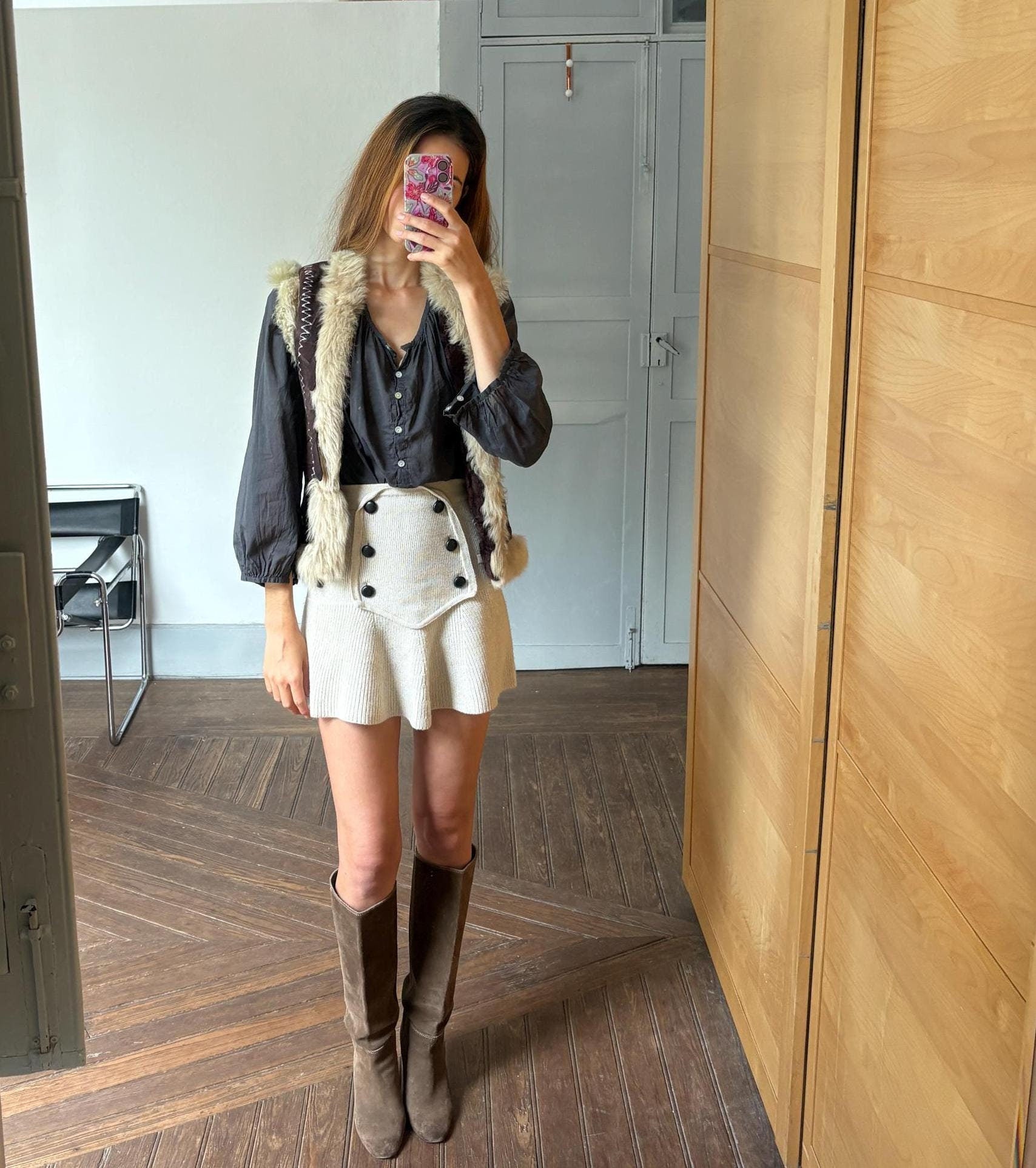 70s dark brown vintage shearling vest.