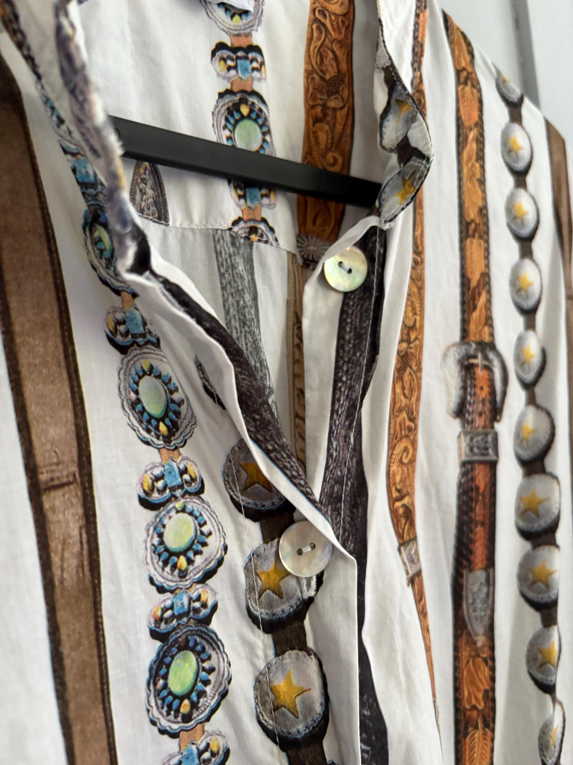 Vintage button down dress with mother of pearl buttons, Belt illustrations blouse dress, Long sleeve lightweight summer dress, S