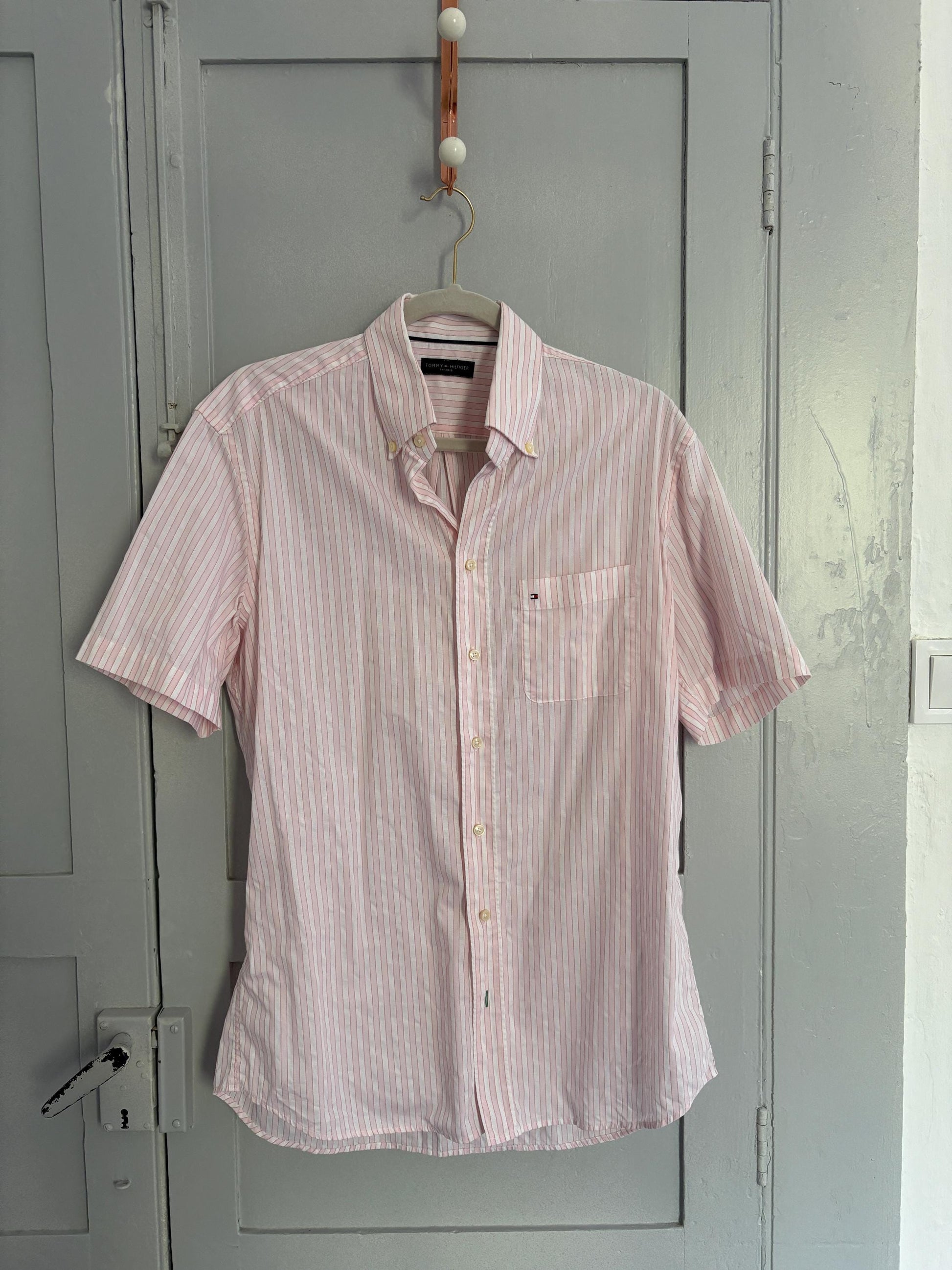 Vintage Tommy Hilfiger tailored Men's Striped Button-Down Shirt - Pink comfortable blouse, Loose Oversized short sleeve Shirt, 39 - 15 1/2