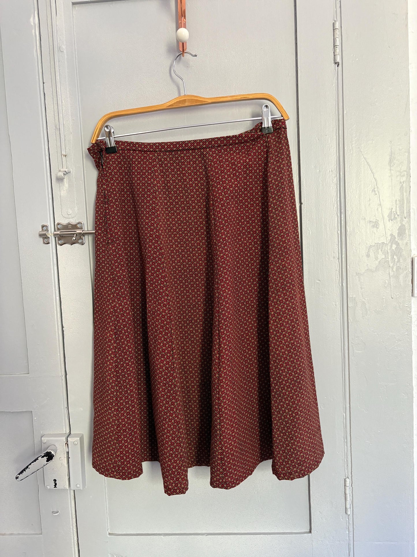 Vintage Cottagecore Midi Skirt | Red Beige Micro Pattern | Handmade 70s Academia Look