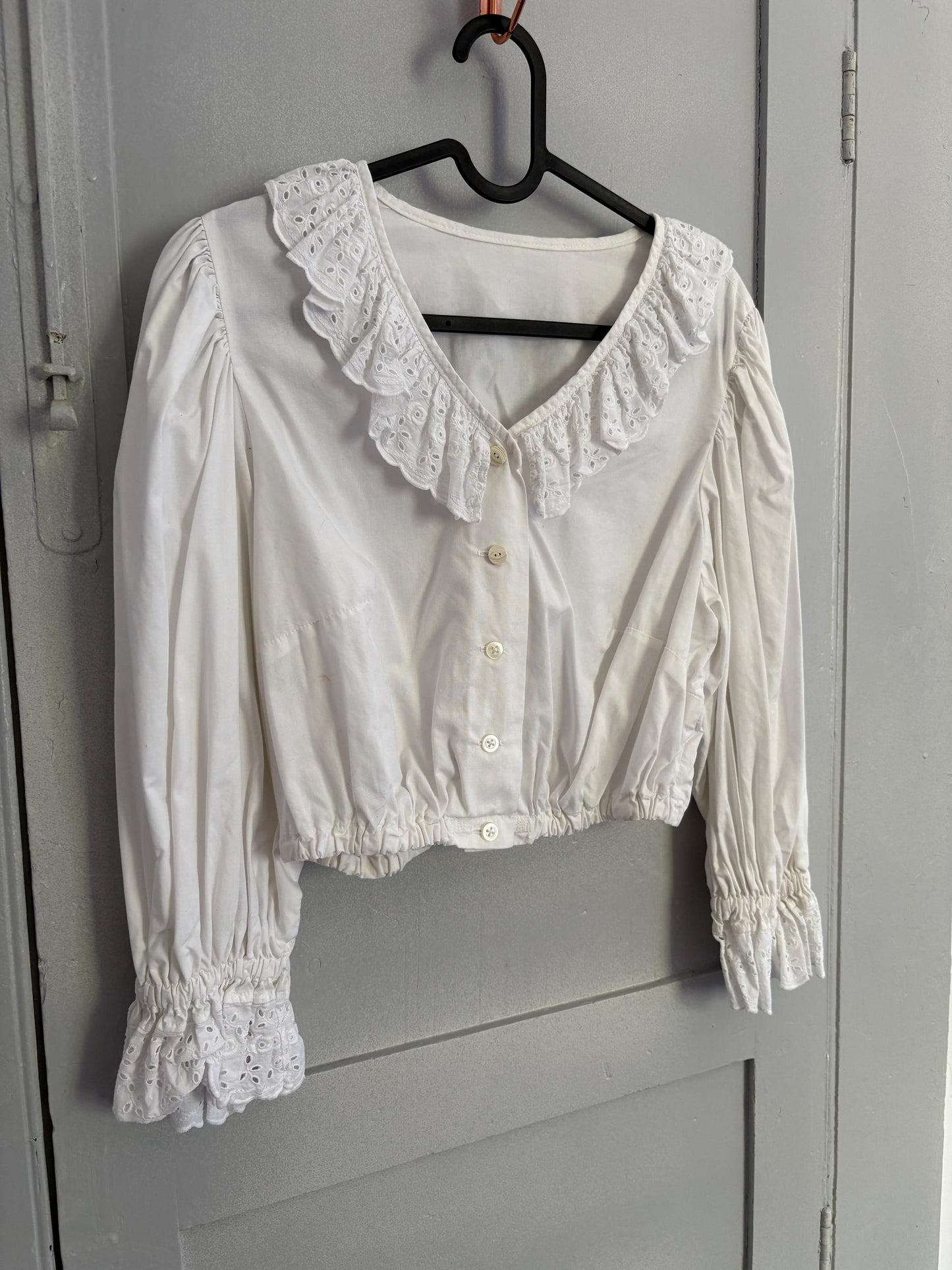 Vintage cotton cropped puff sleeve blouse, Eyelet fabric collared antique french shirt, White romantic crop top, M