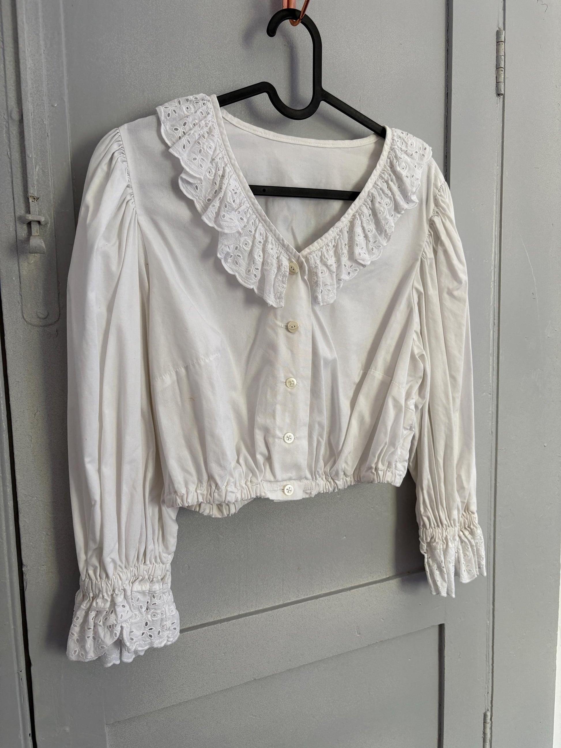 Vintage cotton cropped puff sleeve blouse, Eyelet fabric collared antique french shirt, White romantic crop top, M