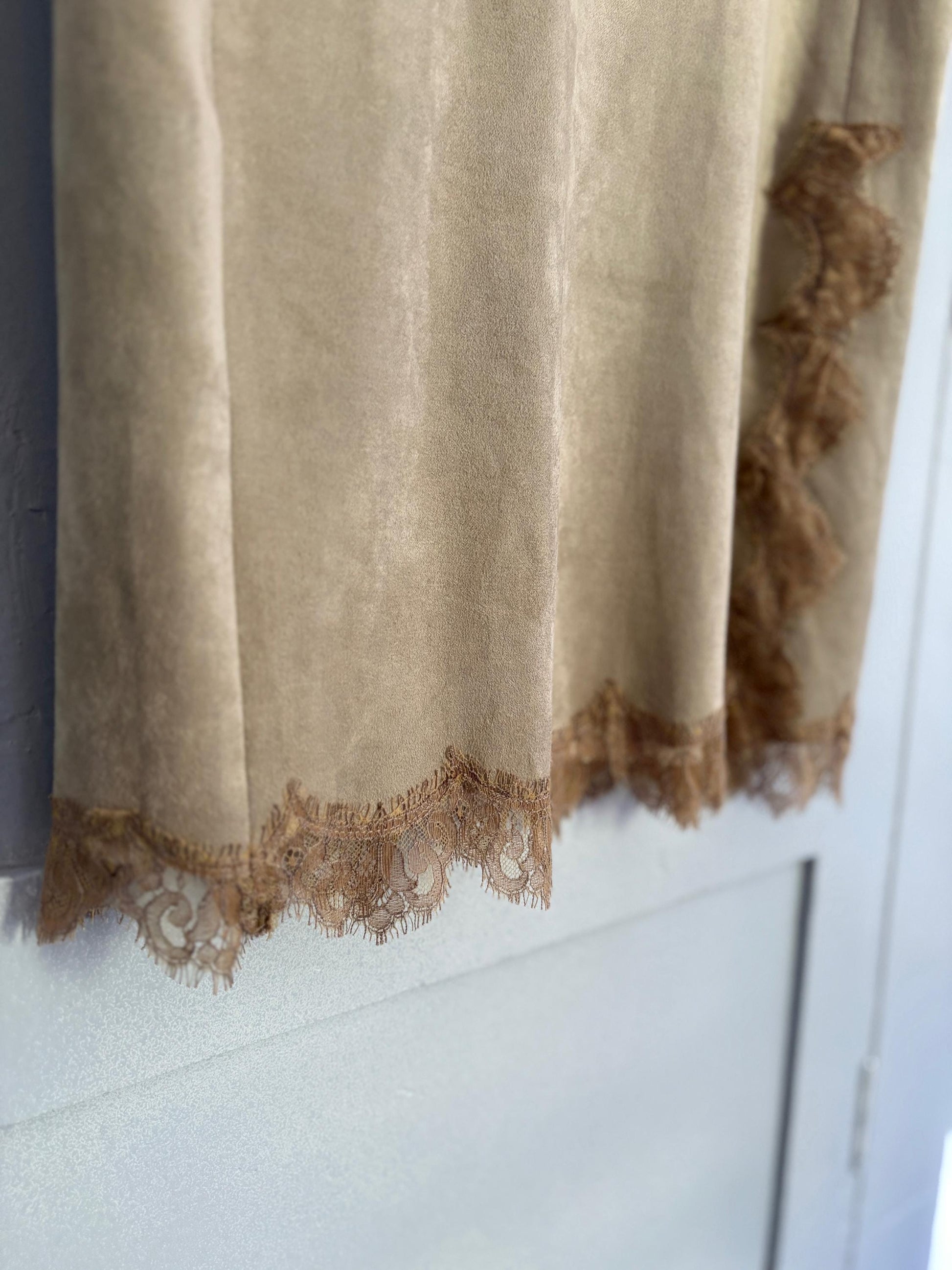 Vintage Marc Cain Lace-Trimmed Mini Skirt – Made in Italy