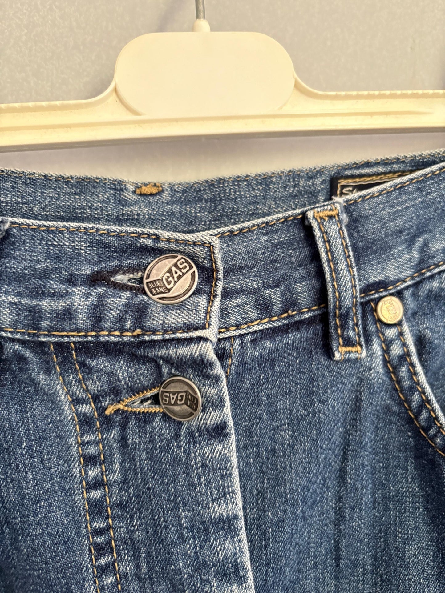 Vintage Blue jeans Gas skirt, Button down retro denim skirt, Y2k aesthetic fashion, size 30 - M