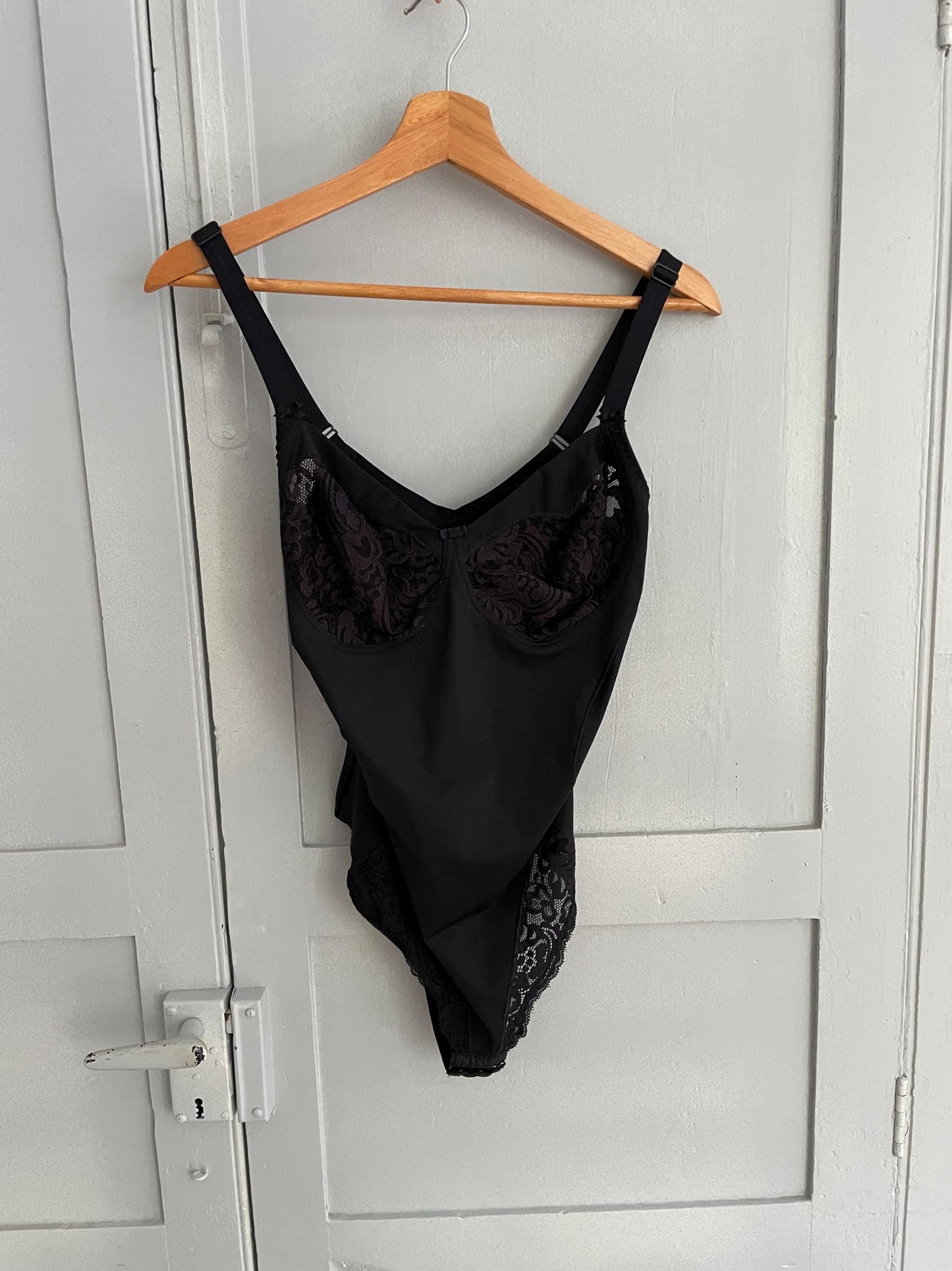 vintage black lace lingerie bodysuit romantic body adjustable straps sheer detailing EU 36 US S