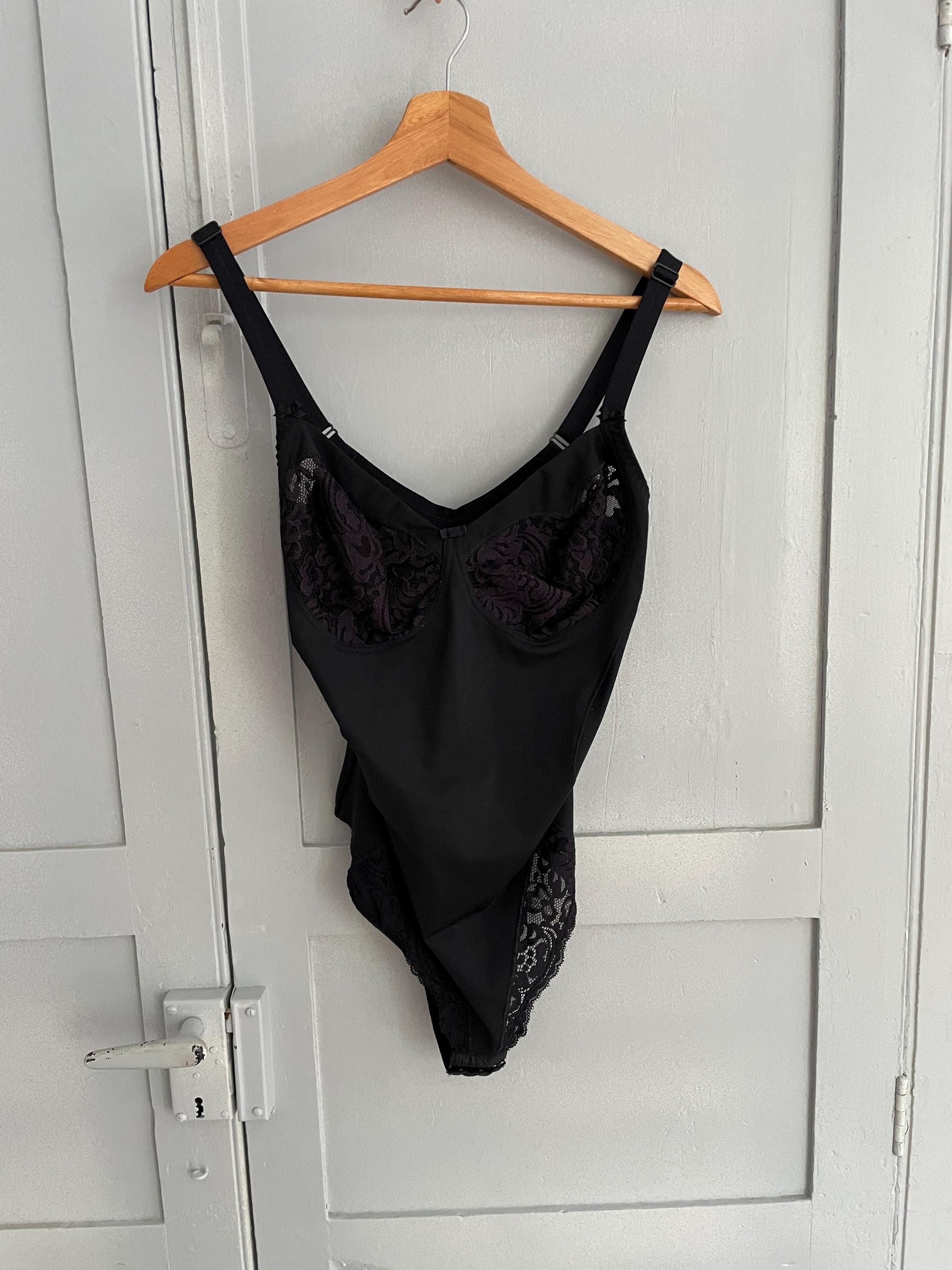vintage black lace lingerie bodysuit romantic body adjustable straps sheer detailing EU 36 US S