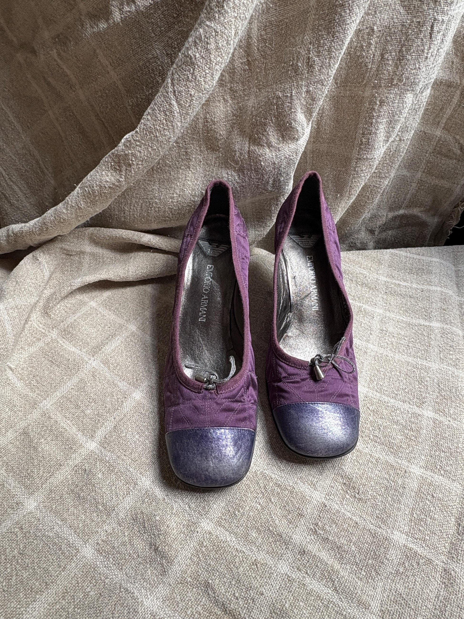 Vintage EMPORIO ARMANI kitten heels, Formal silver and purple pumps, Elegant designer event shoes, Y2K fashion