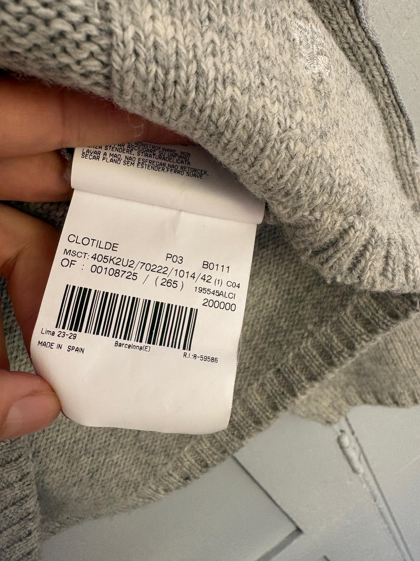 Vintage Burberry London Luxe cardigan - Long sleeved grey lambswool blend vest, Super soft winter knit shirt, Designer Jumper, S