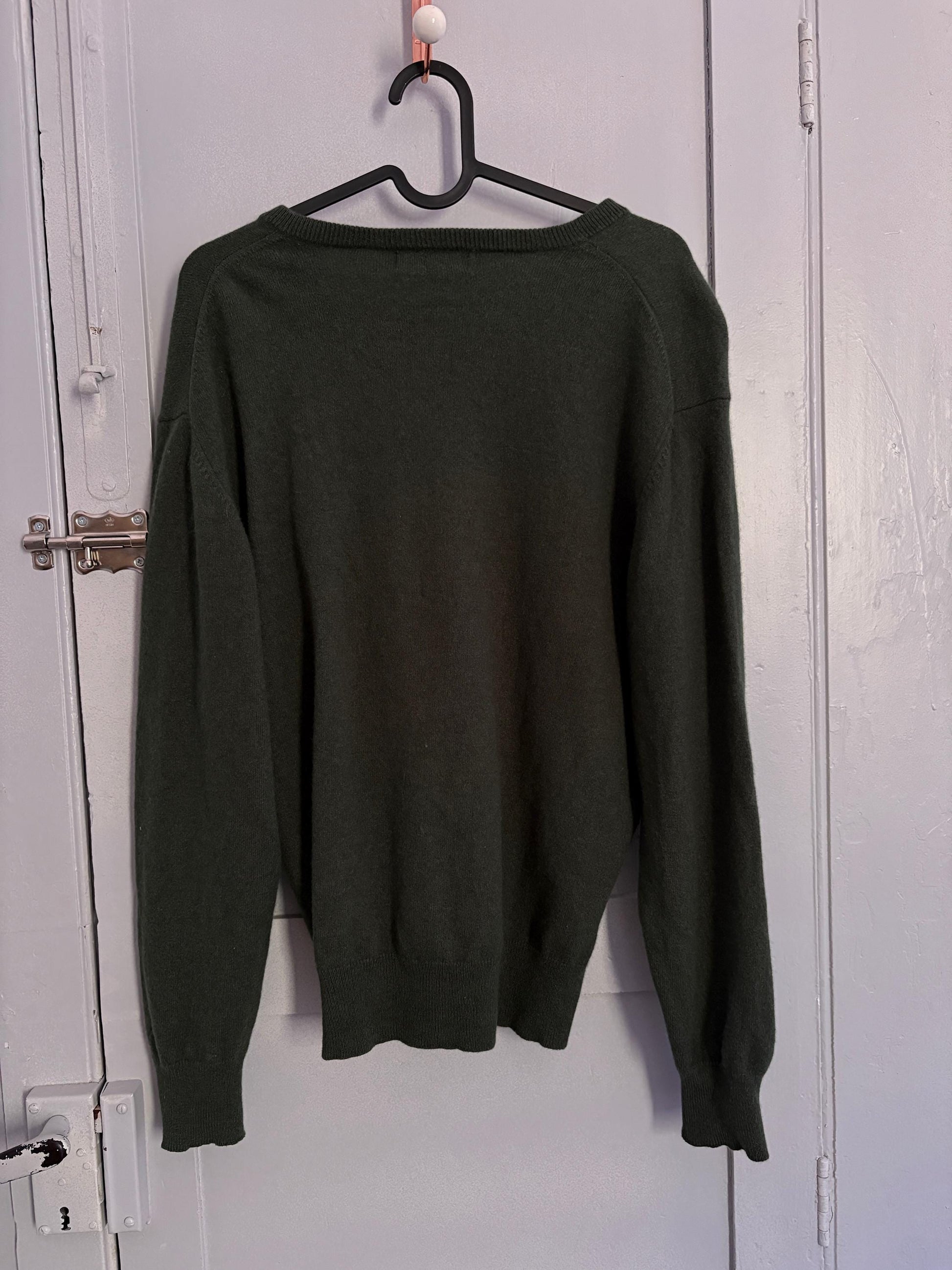 Vintage Cashmere dark green jumper by Emidio Tucci, Designer dark academia sweater, Luxe v-neck winter wear, Super soft knit shirt, Size XL