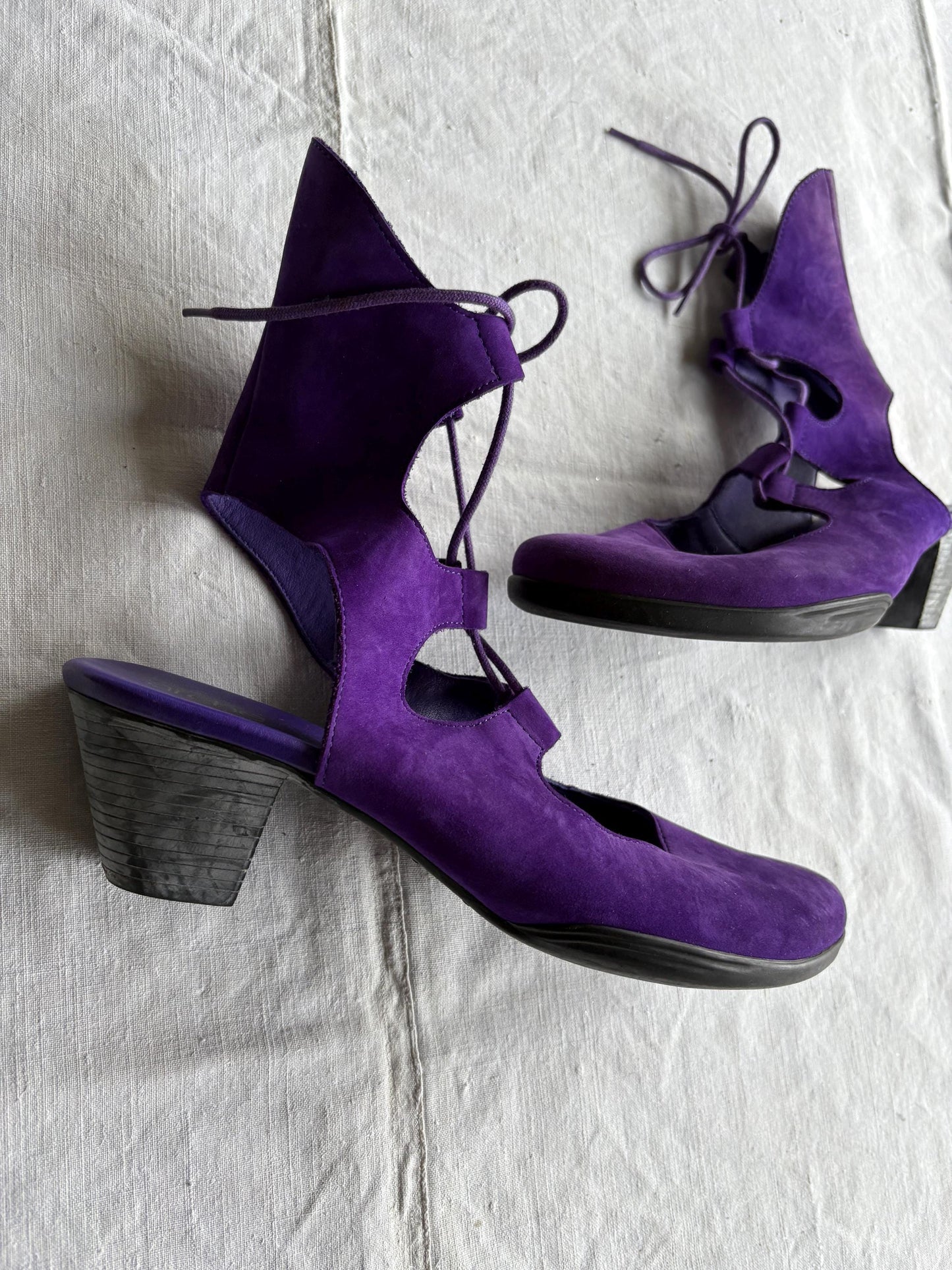 Rare Vintage Purple Heels by Arche – Size EU 41