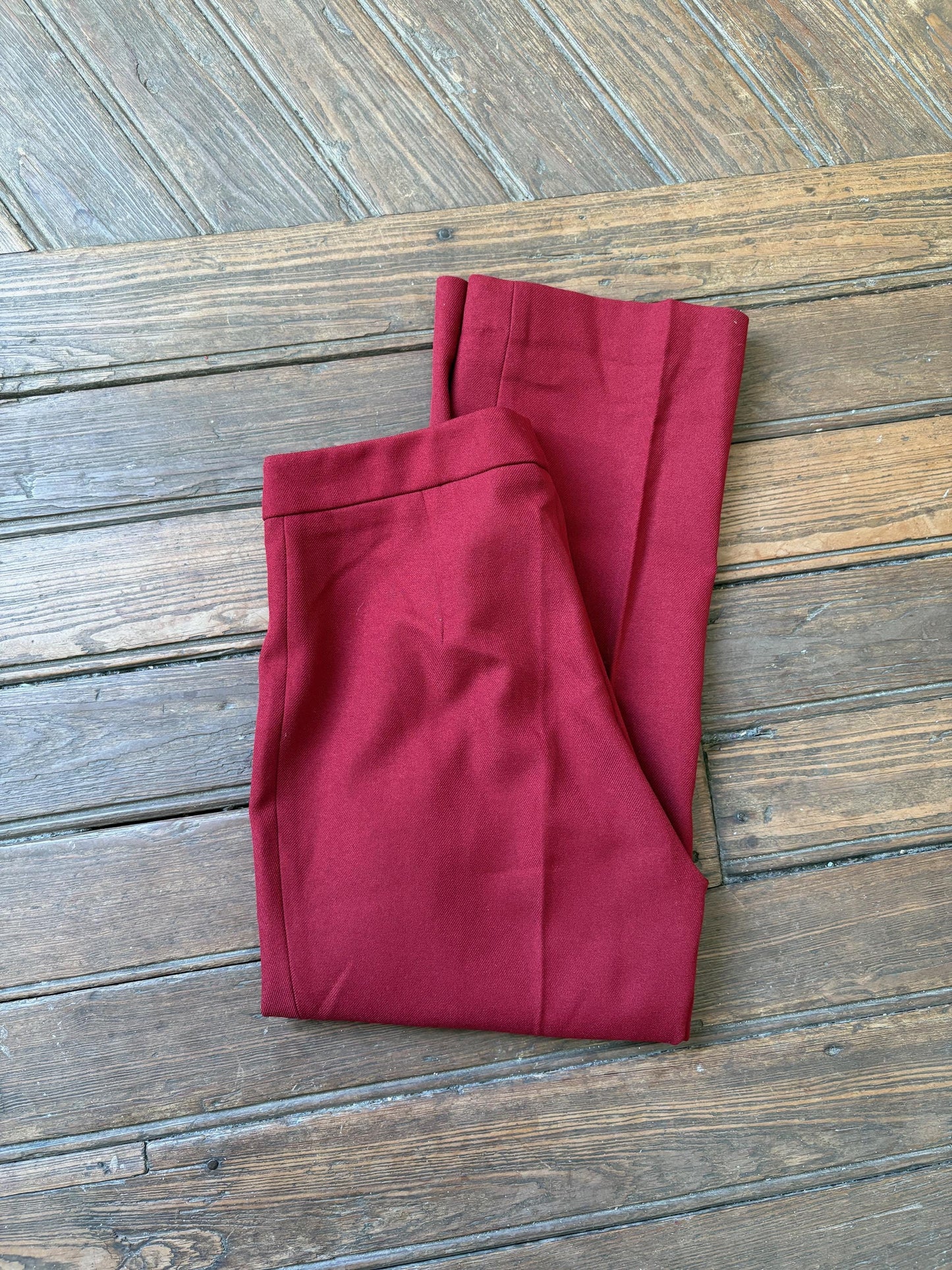 Vintage Red Cropped Designer Trousers | Chic Y2K Culotte Pants | Size XS–S | Tailored Fit