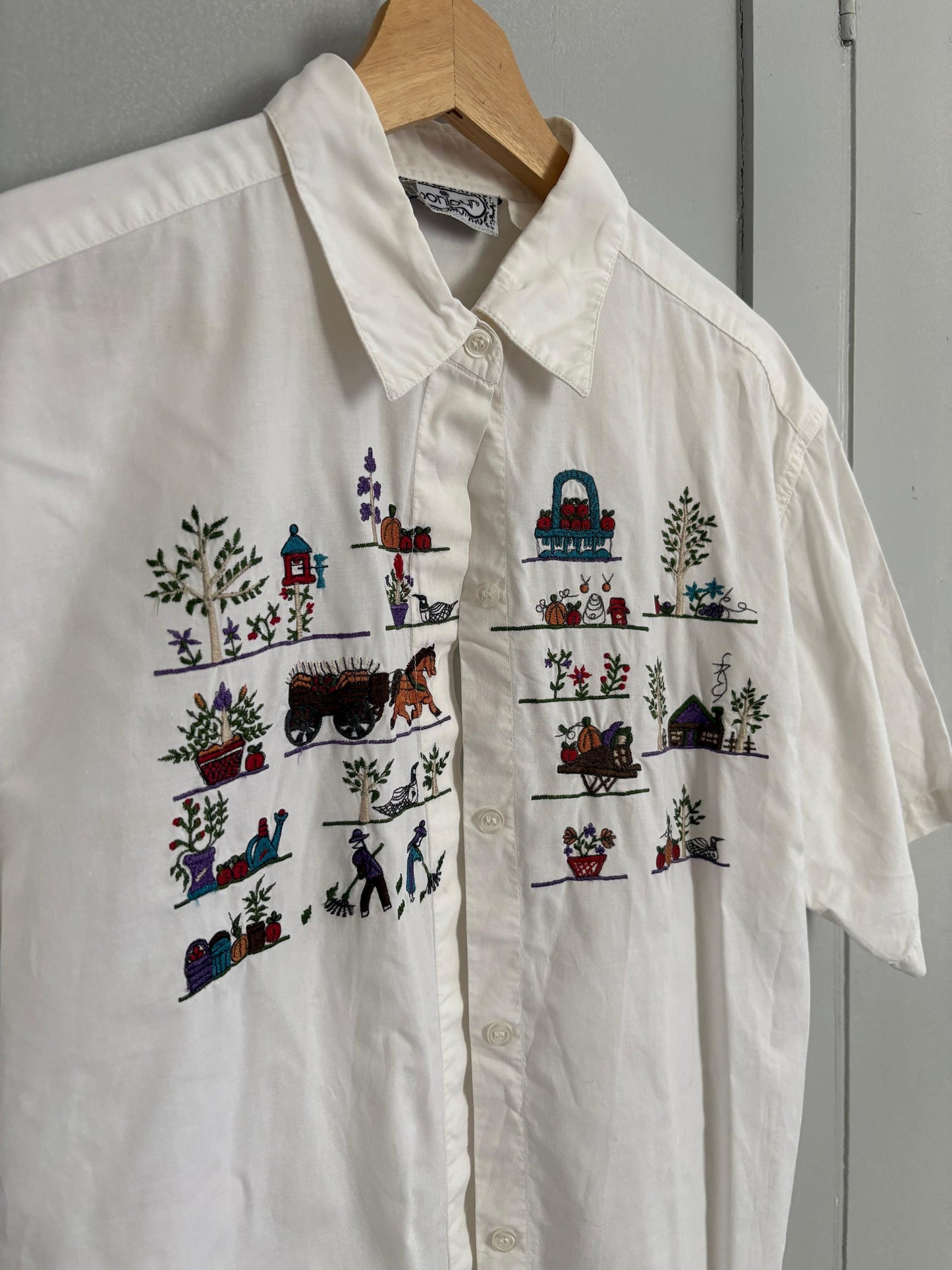 Large Farm embroidered blouse, Cottage core shirt, Oversized cotton top, L