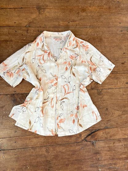 Vintage Floral Print Summer Blouse — additional view 10