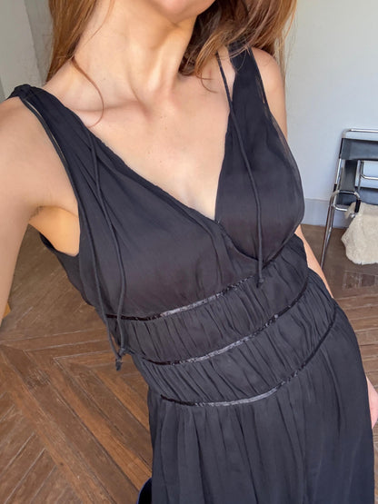 Italian Summer Casual Black V-Neck Dress — detail