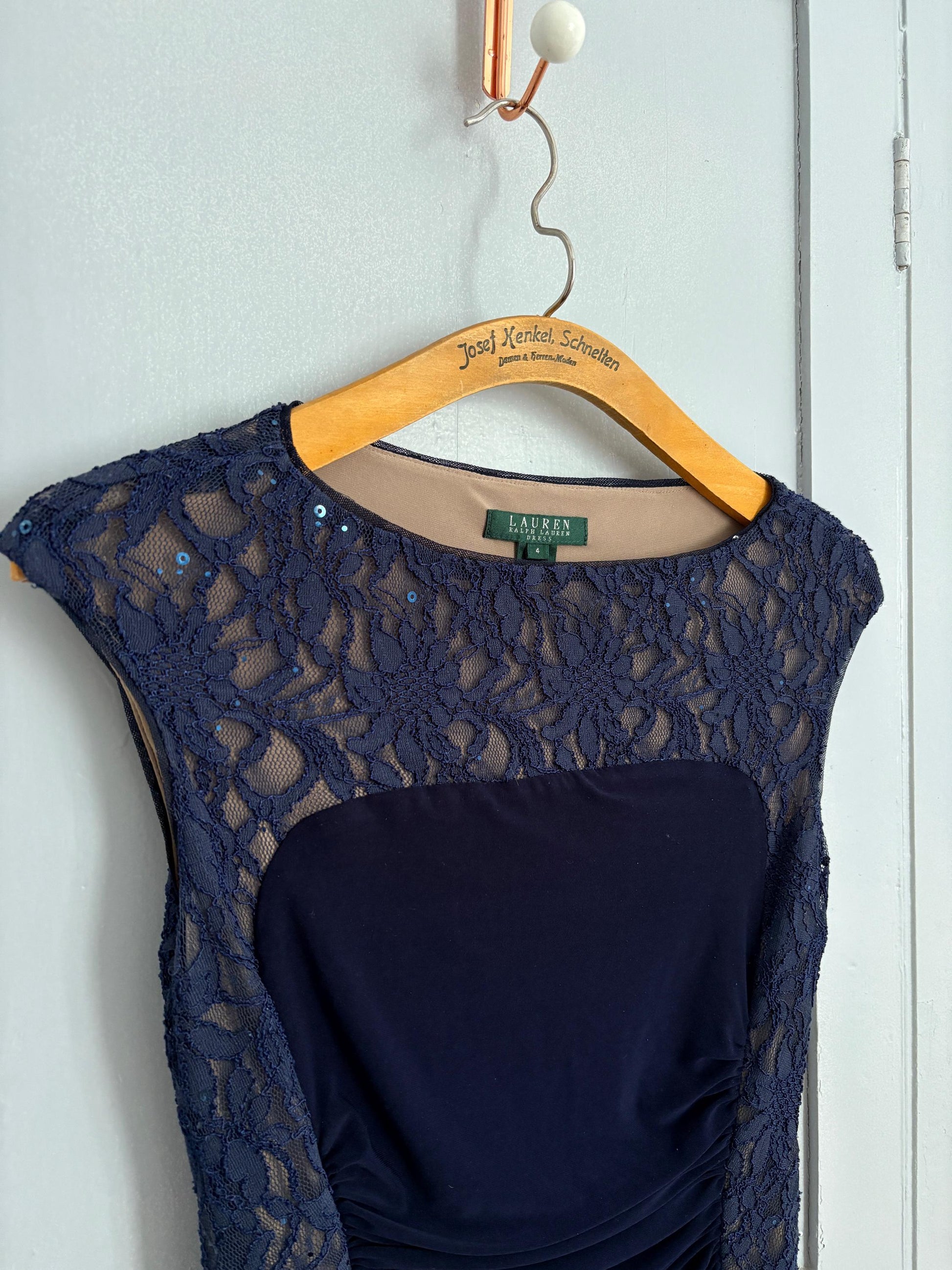 Navy Lace Bodycon Dress — additional view 6