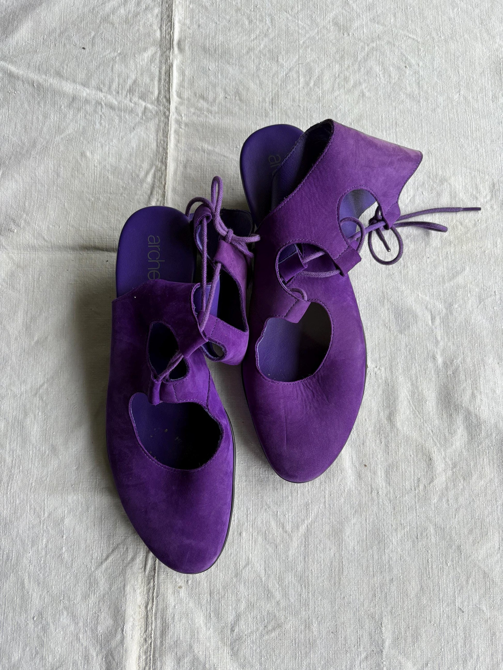 Rare Vintage Purple Heels by Arche – Size EU 41