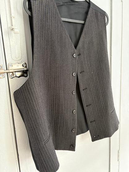Vintage Black Wool Gilet Made in Italy — additional view 8
