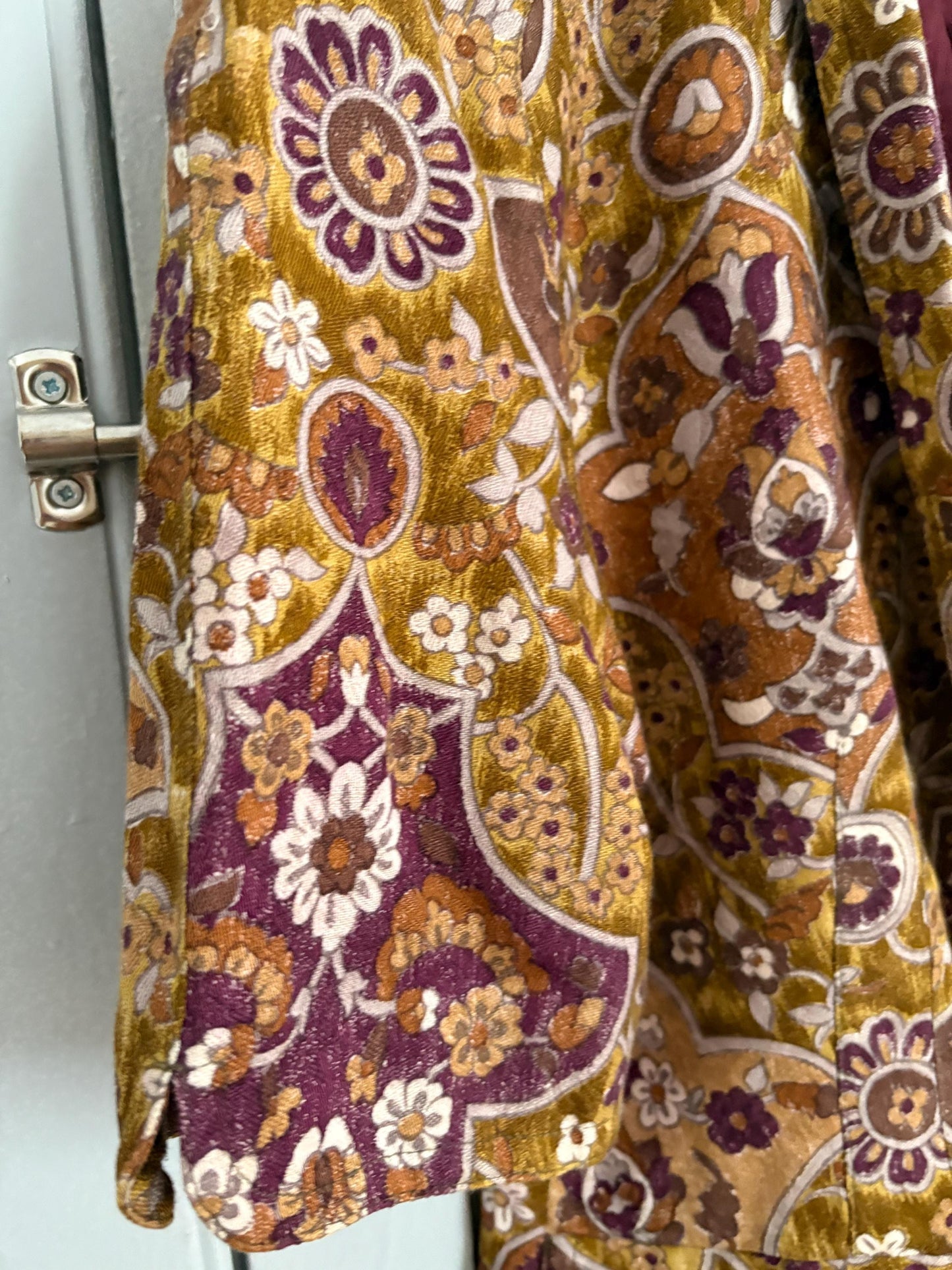 Vintage unique handmade jacket with flower print and short sleeves, Deep v neckline blouse, Retro 60s woman top, Deadstock original vintage