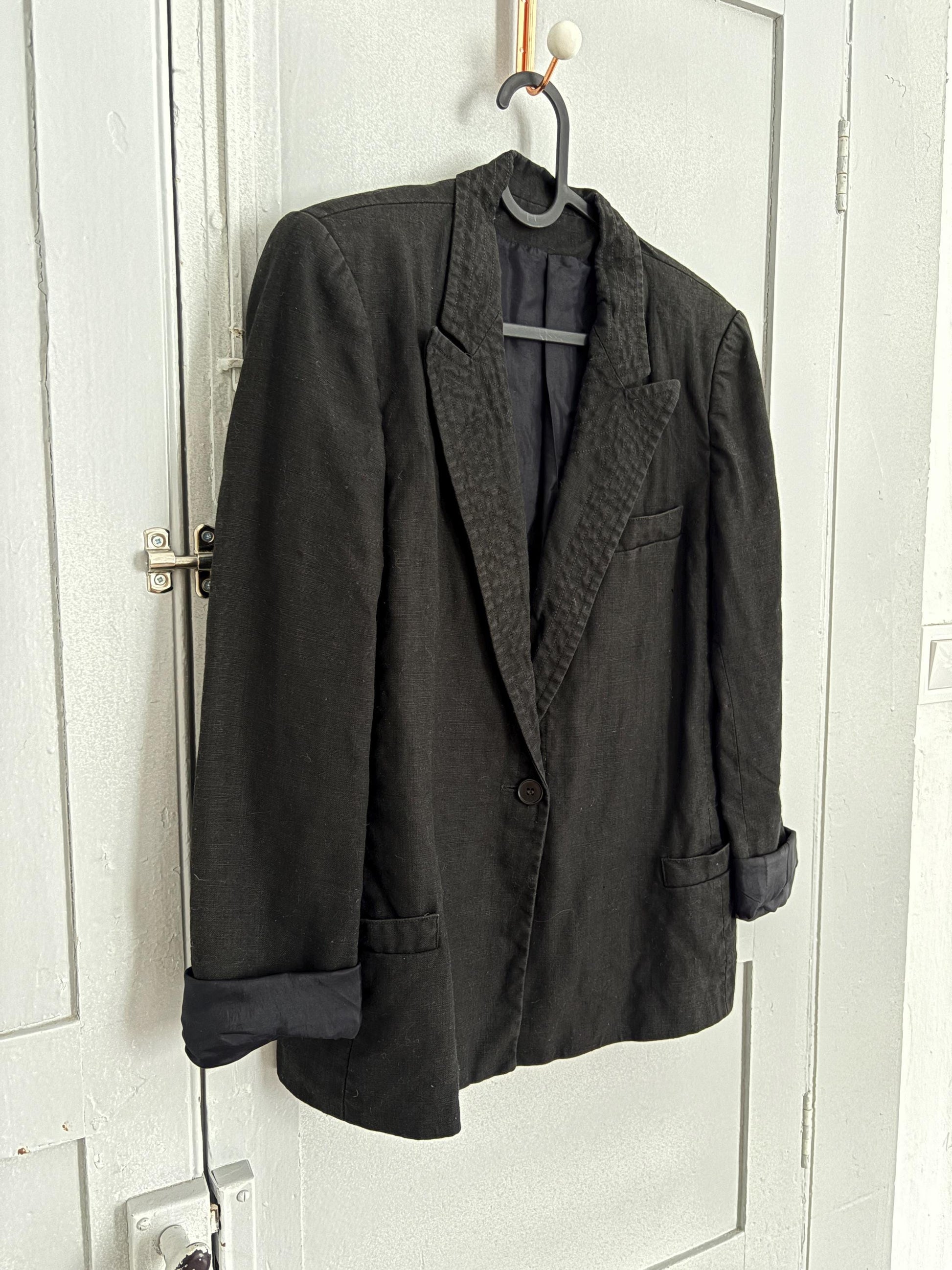 Vintage black linen woman blazer, Cute formal jacket, Minimalist wardrobe, Oversized boxy fit, Dark academia smart aesthetic, Size M