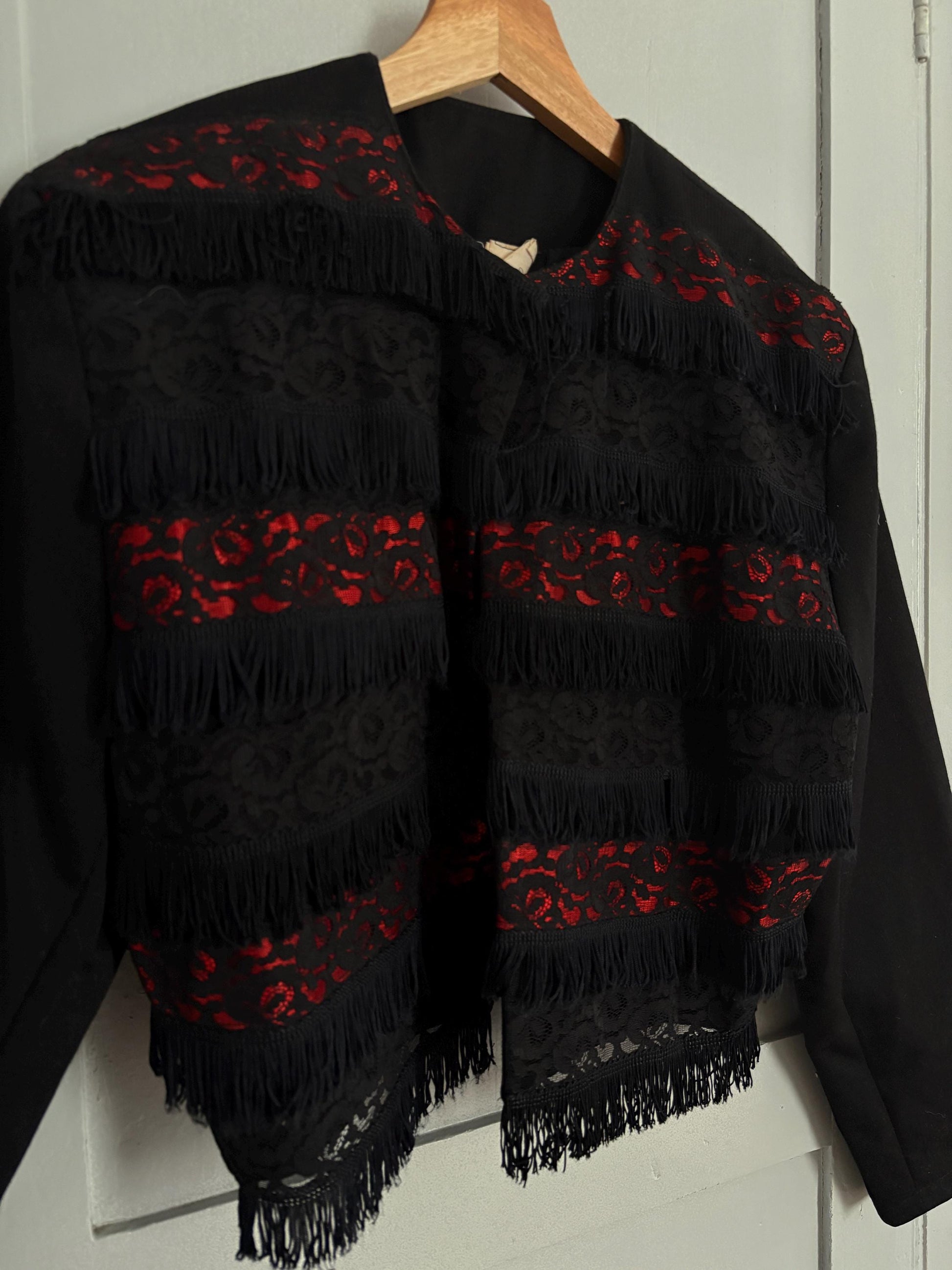 Vintage BENTLEY made in France black and red Jacket - Chic Gothic 70s Style Cropped Coat with lace and fringe detailing, Size M