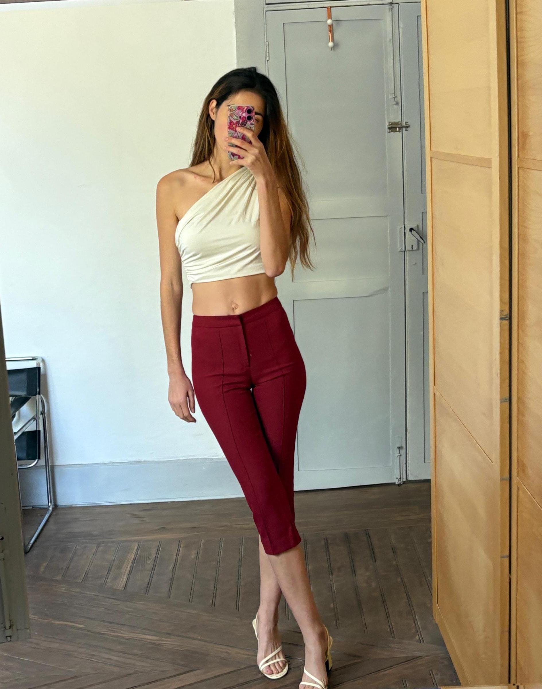 Vintage Red Cropped Designer Trousers | Chic Y2K Culotte Pants | Size XS–S | Tailored Fit