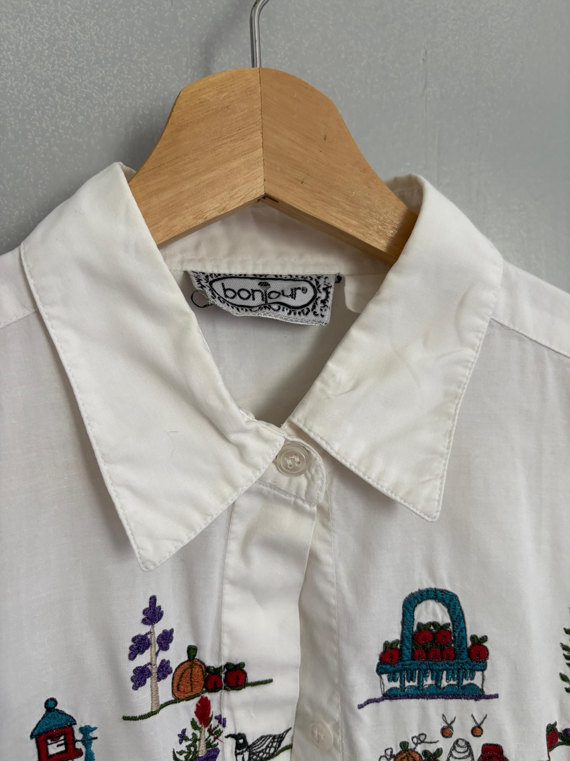 Large Farm embroidered blouse, Cottage core shirt, Oversized cotton top, L