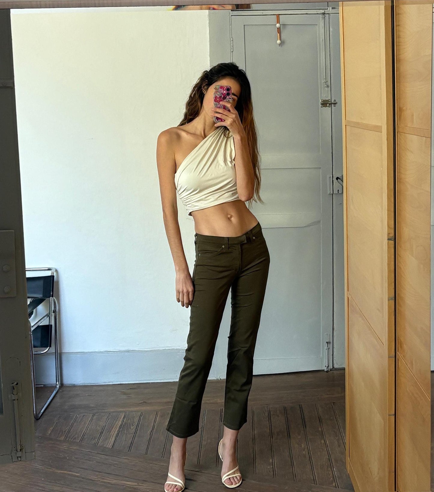 Vintage D & G kaki skinny jeans, Y2K low waist cropped pants, Sexy low rise green trousers by designer brand, 29 43, Made in Italy