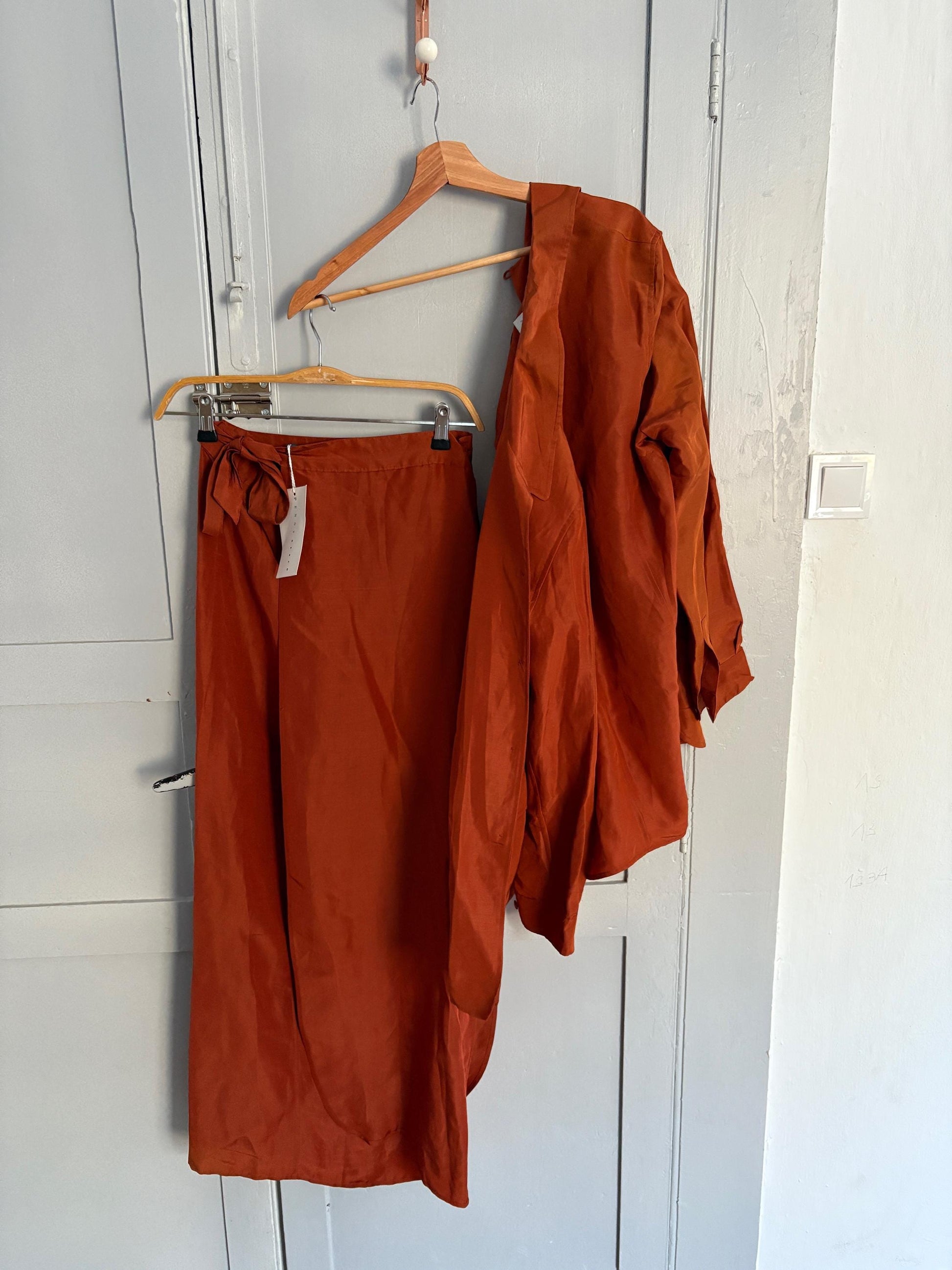 Vintage Penny Black Burnt Orange Silk Linen Two-Piece Set, Wedding Guest Outfit, Designer Skirt & Top, Unworn with Tags, Elegant Women