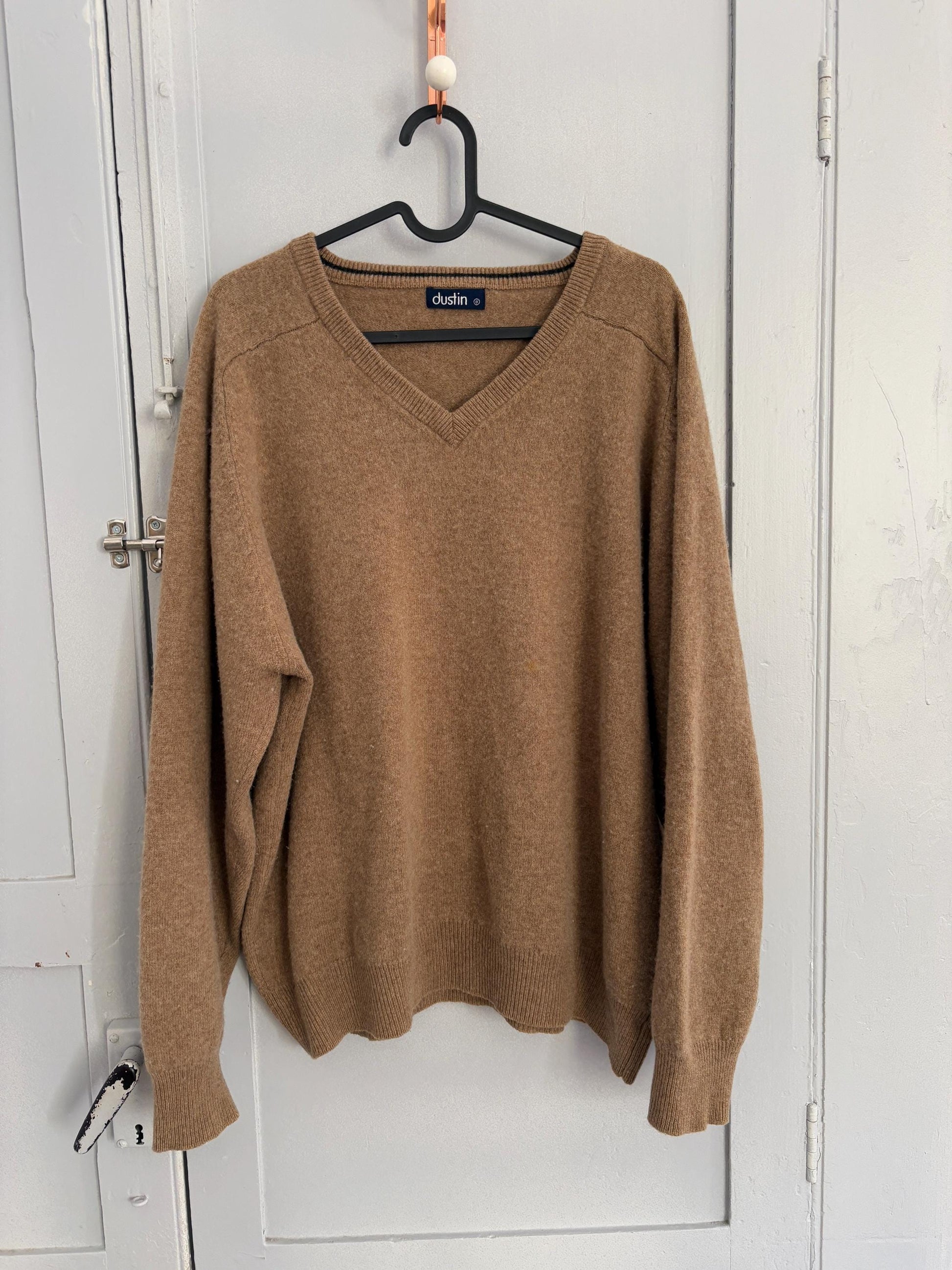 Light academia vintage brown pullover, 100 % lambs wool winter sweater, Cozy tan autumn knit, Size M